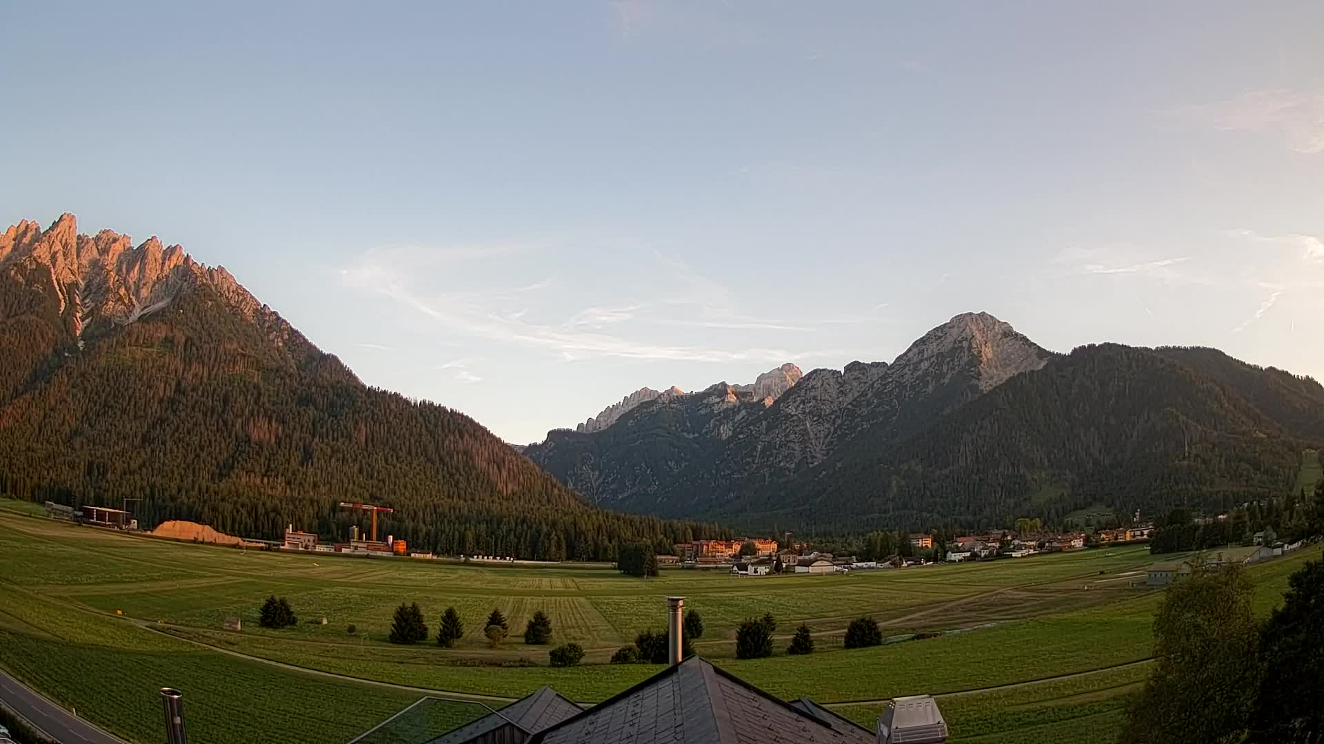 Webcam Toblach Dolomites – View from Hotel Rosengarten