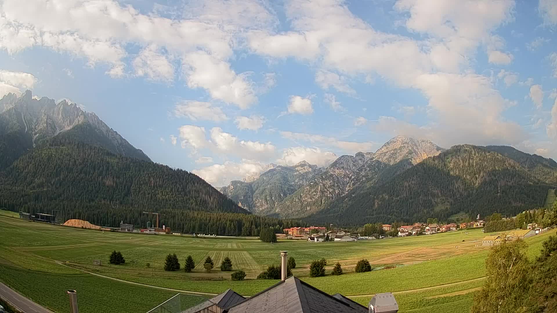 Webcam Toblach Dolomiten – Blick vom Hotel Rosengarten