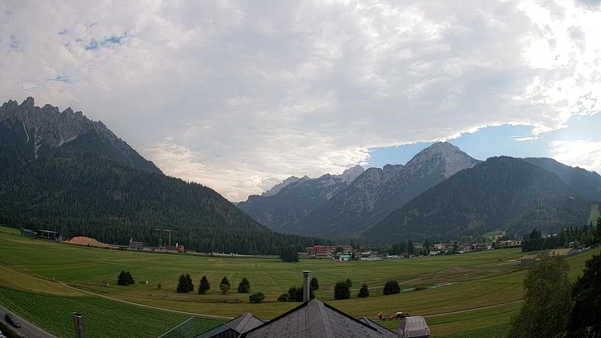 Webcam Dobbiaco Dolomiti – Vista dall’Hotel Rosengarten
