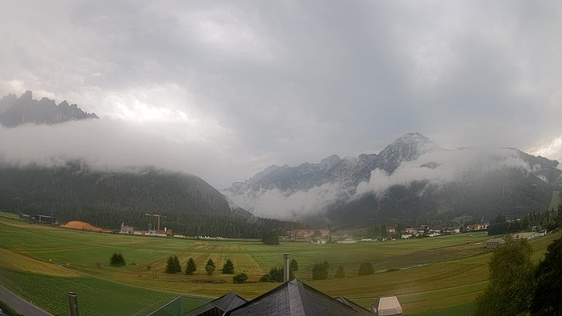 Webcam Dobbiaco Dolomiti – Vista dall’Hotel Rosengarten