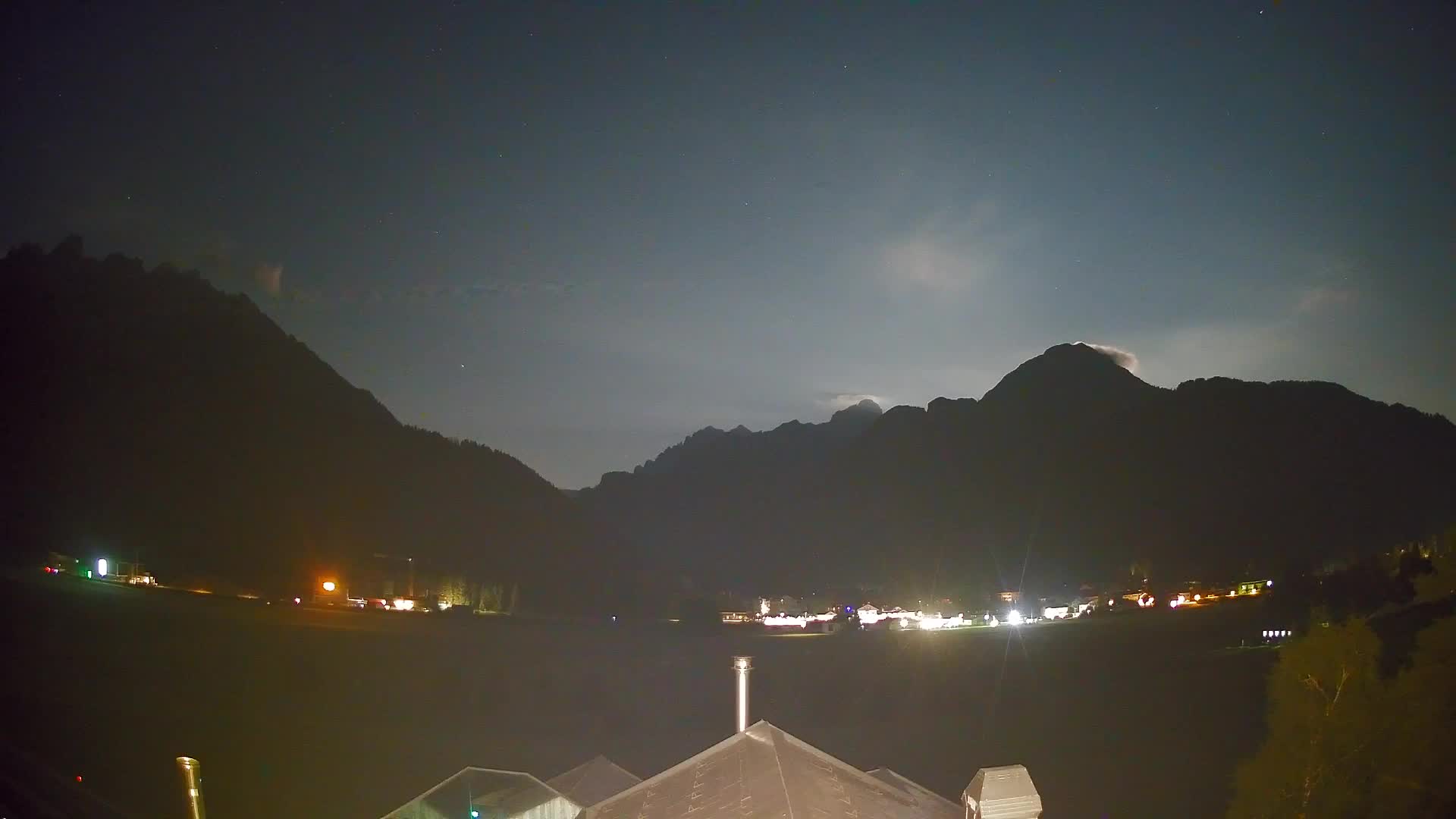 Webcam Toblach Dolomites – View from Hotel Rosengarten