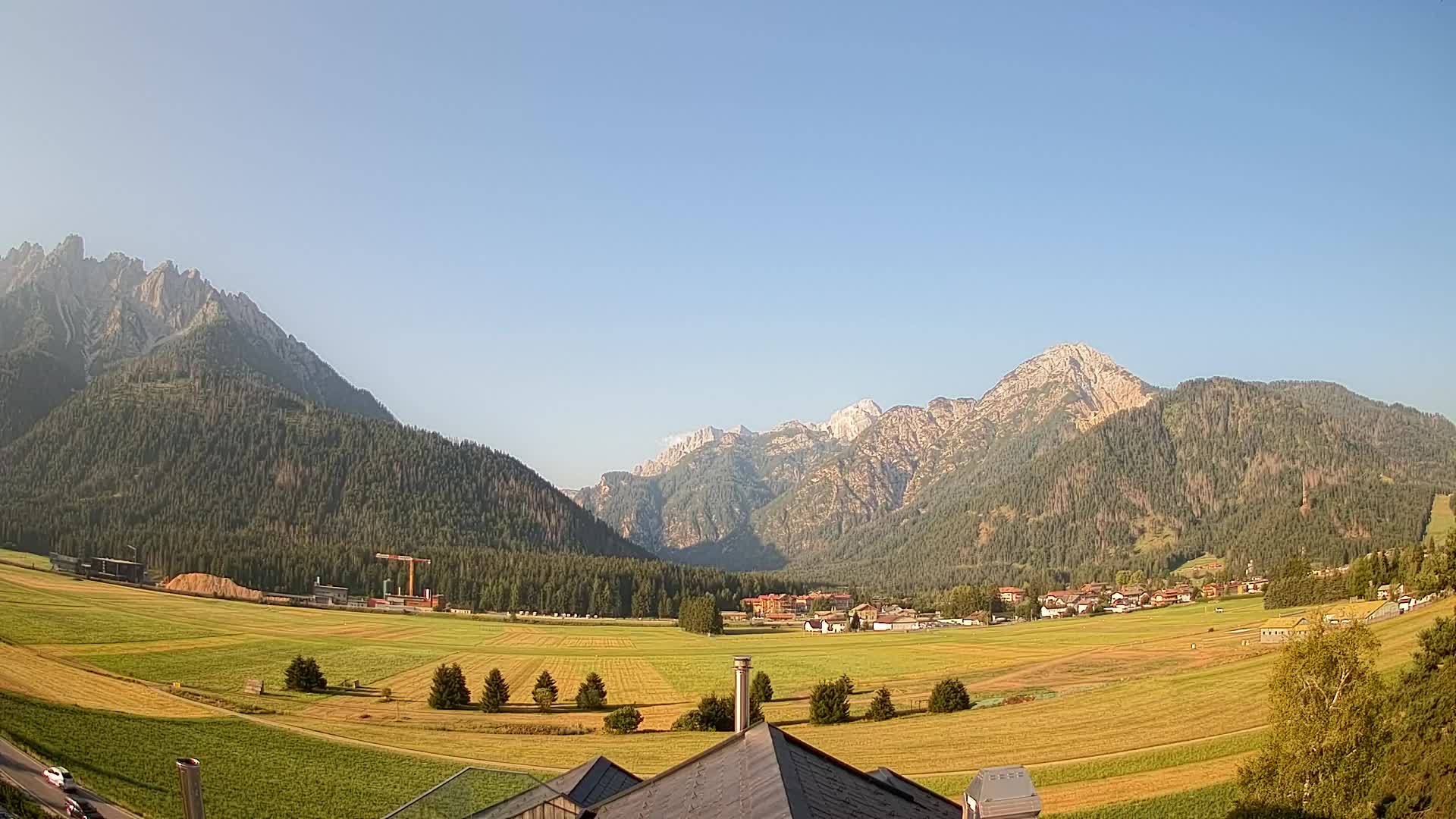 Spletna kamera Toblach Dolomiti – Pogled iz hotela Rosengarten