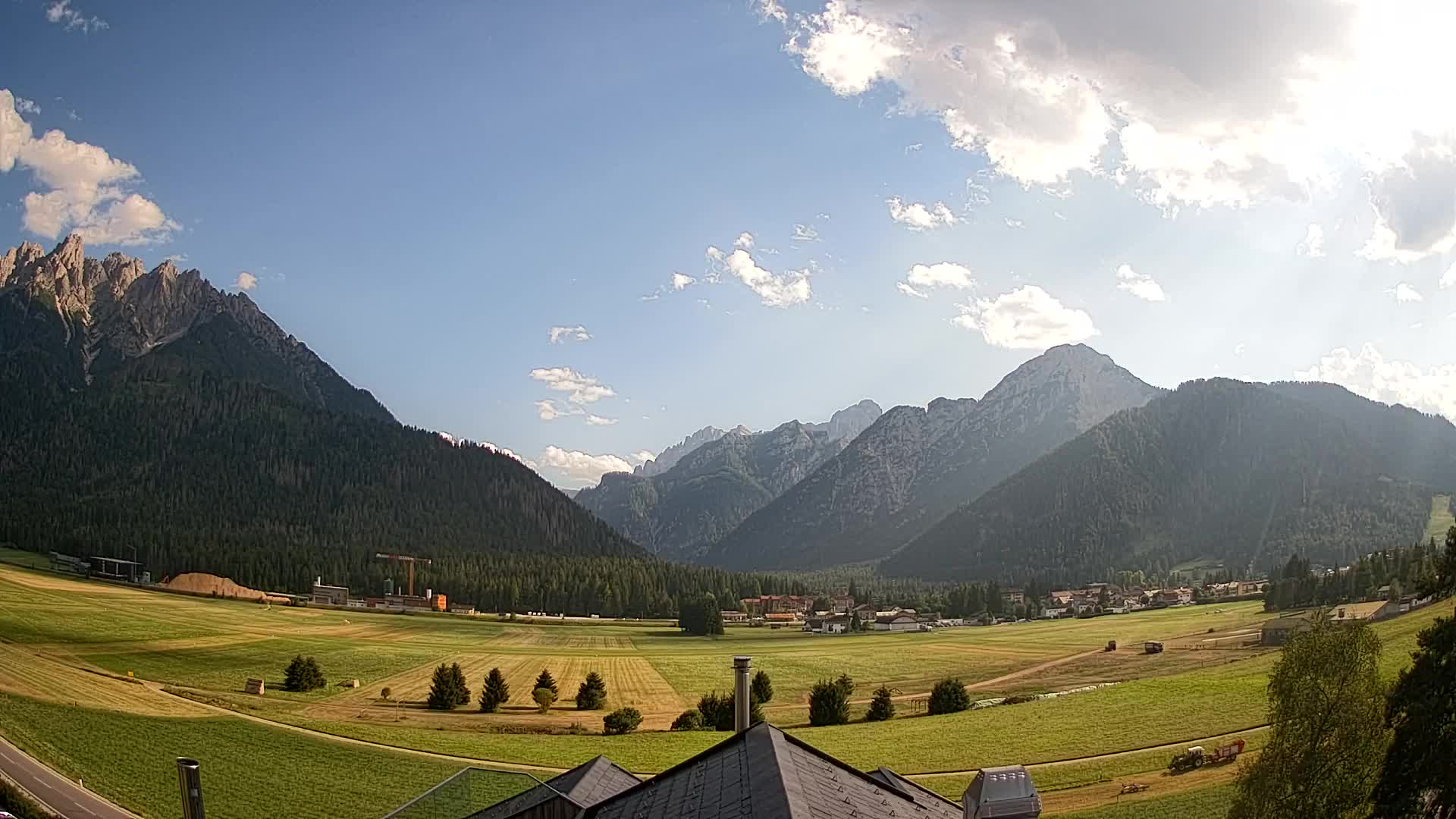 Webcam Dobbiaco Dolomiti – Vista dall’Hotel Rosengarten