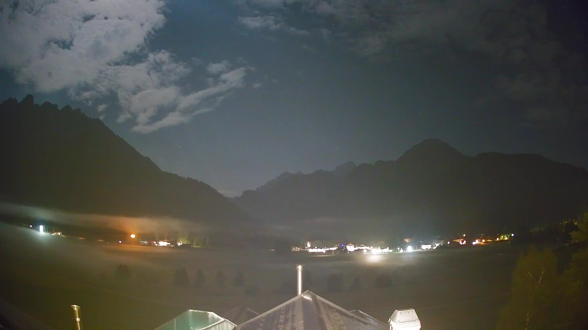 Webcam Toblach Dolomites – View from Hotel Rosengarten
