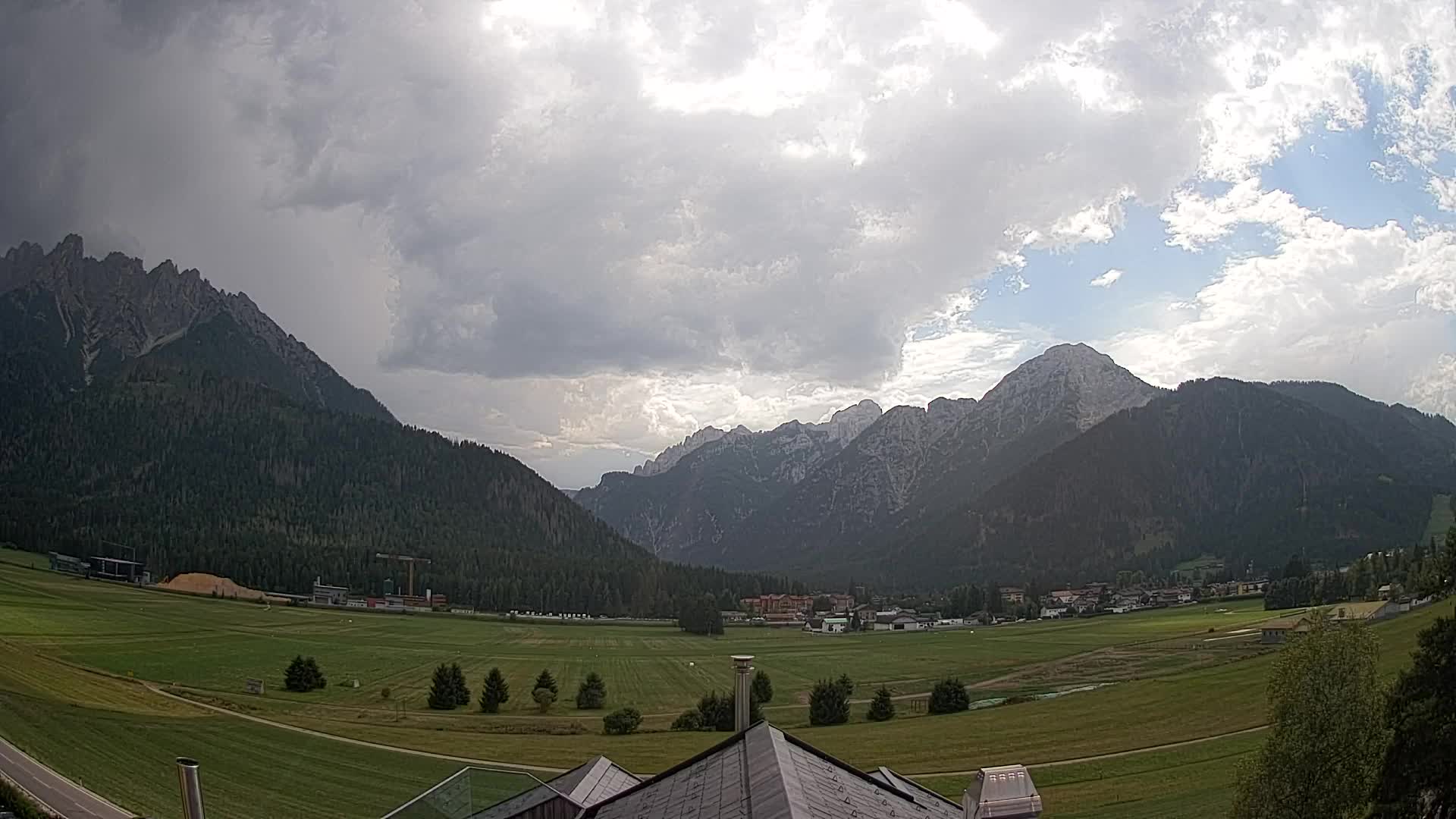 Webcam Dobbiaco Dolomiti – Vista dall’Hotel Rosengarten