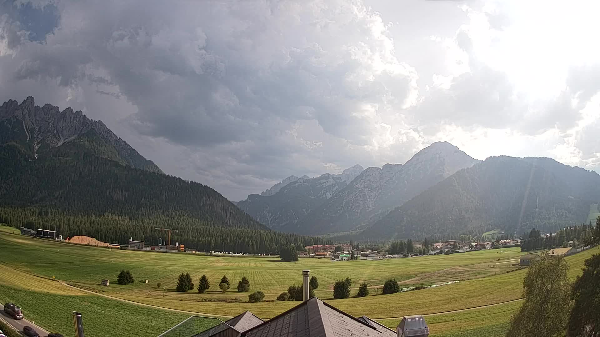 Webcam Toblach Dolomites – View from Hotel Rosengarten