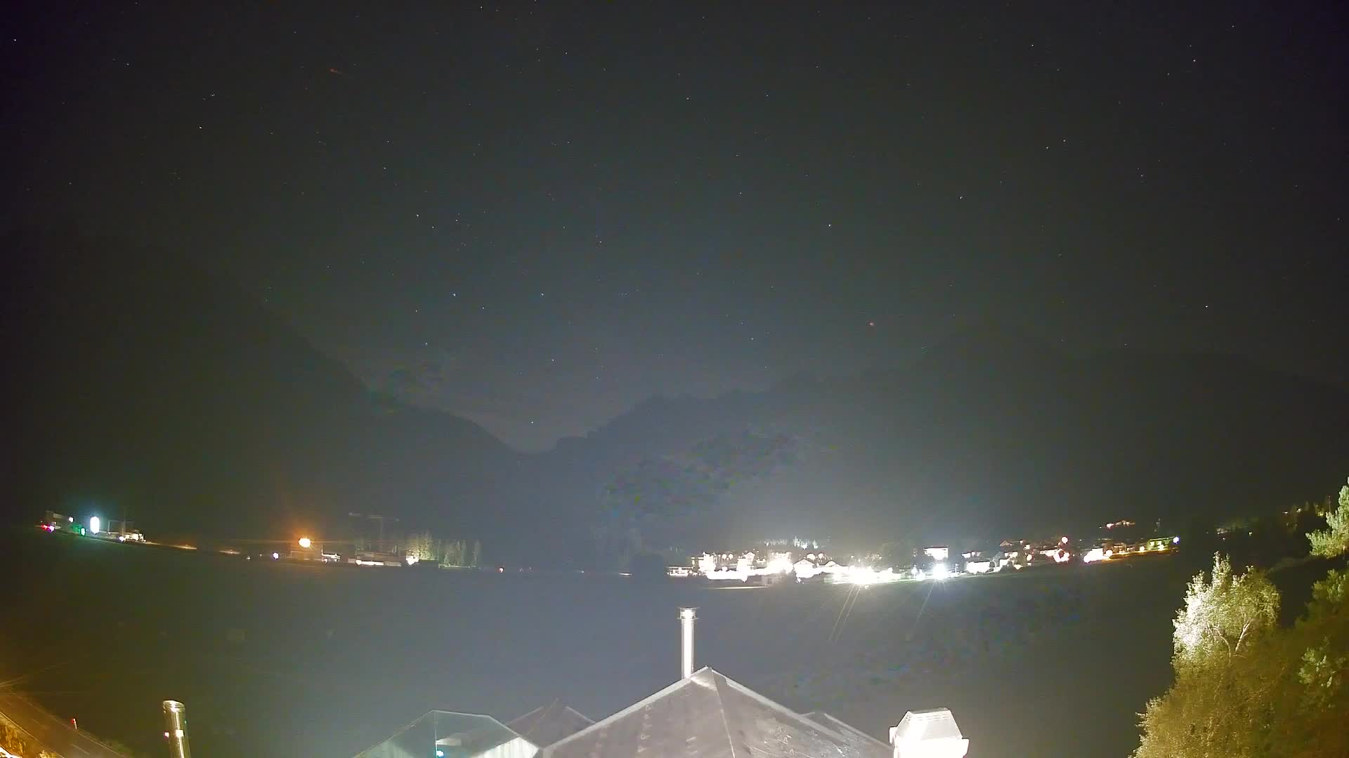 Spletna kamera Toblach Dolomiti – Pogled iz hotela Rosengarten