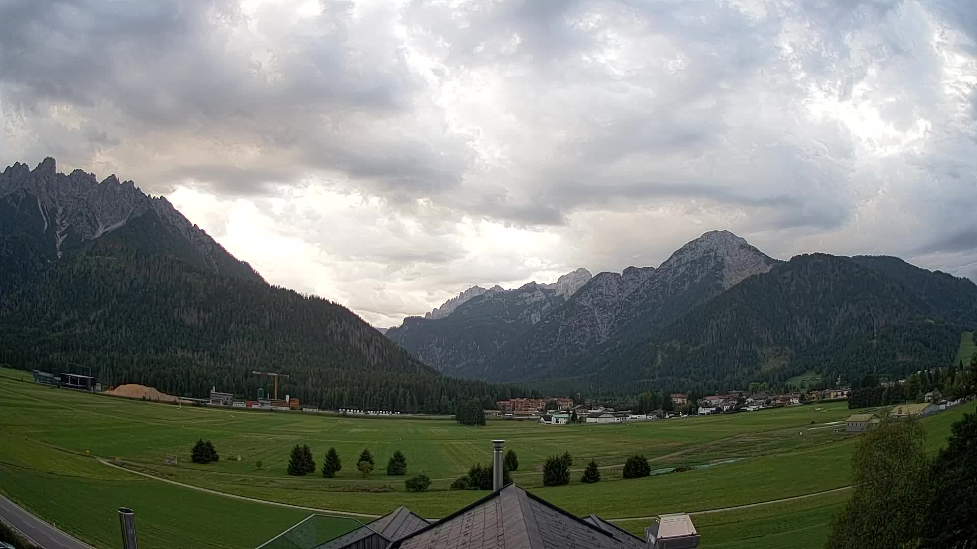 Webcam Dobbiaco Dolomiti – Vista dall’Hotel Rosengarten