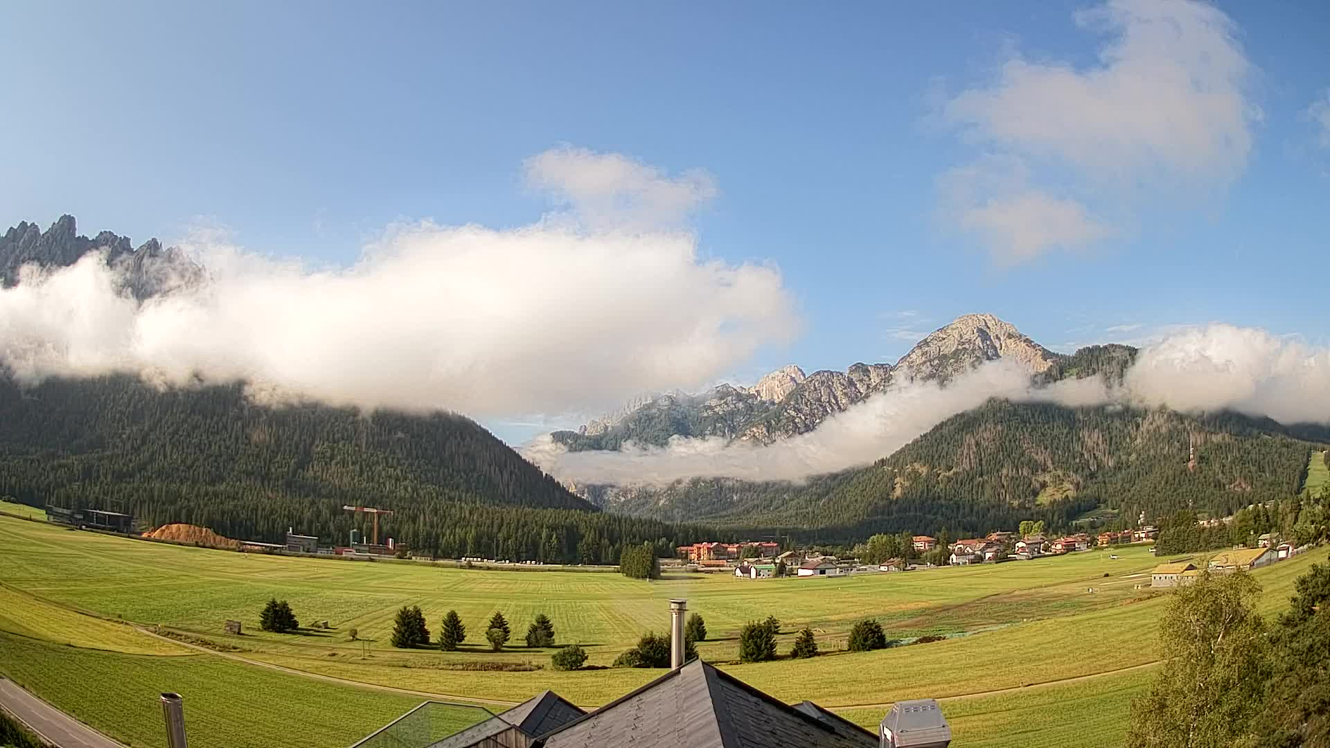 Webcam Toblach Dolomites – View from Hotel Rosengarten