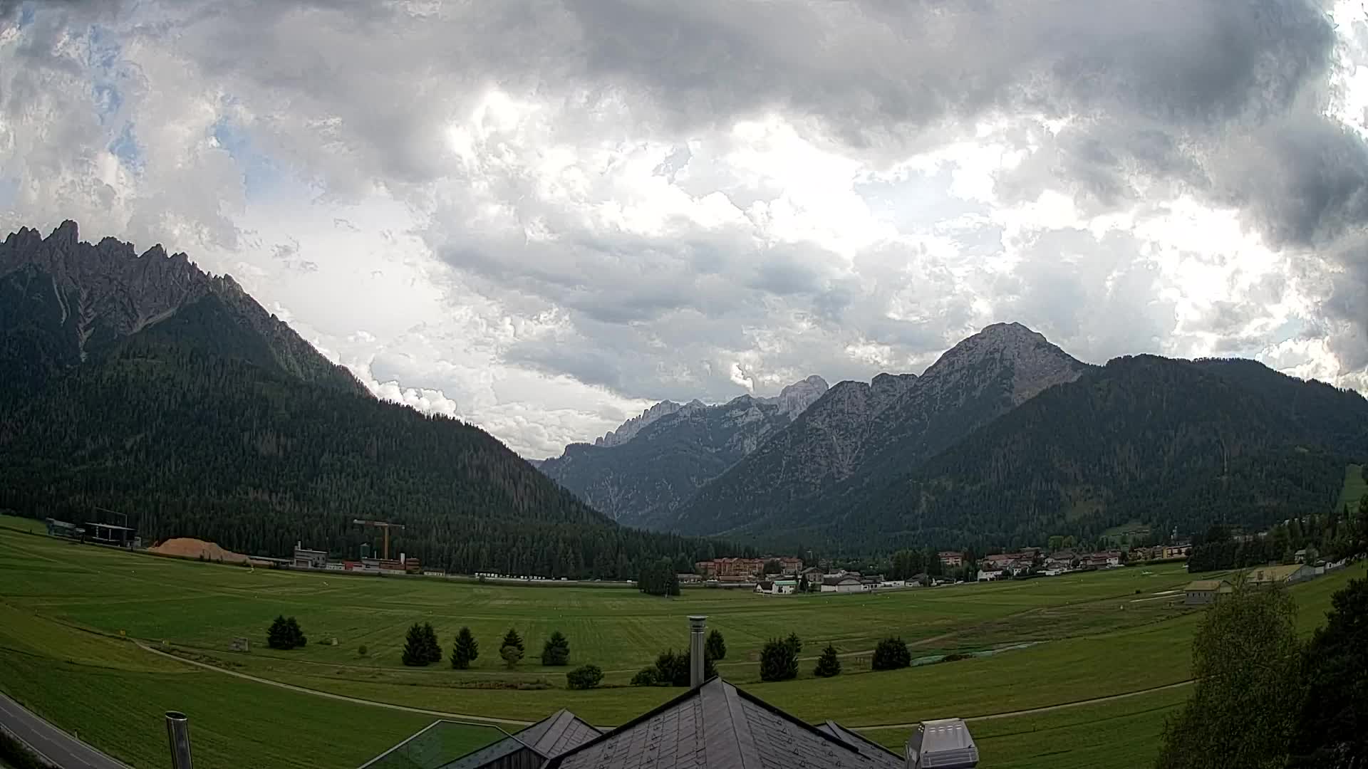 Webcam Dobbiaco Dolomiti – Vista dall’Hotel Rosengarten