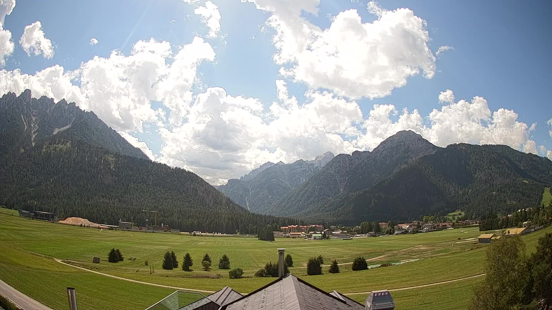Webcam Dobbiaco Dolomiti – Vista dall’Hotel Rosengarten
