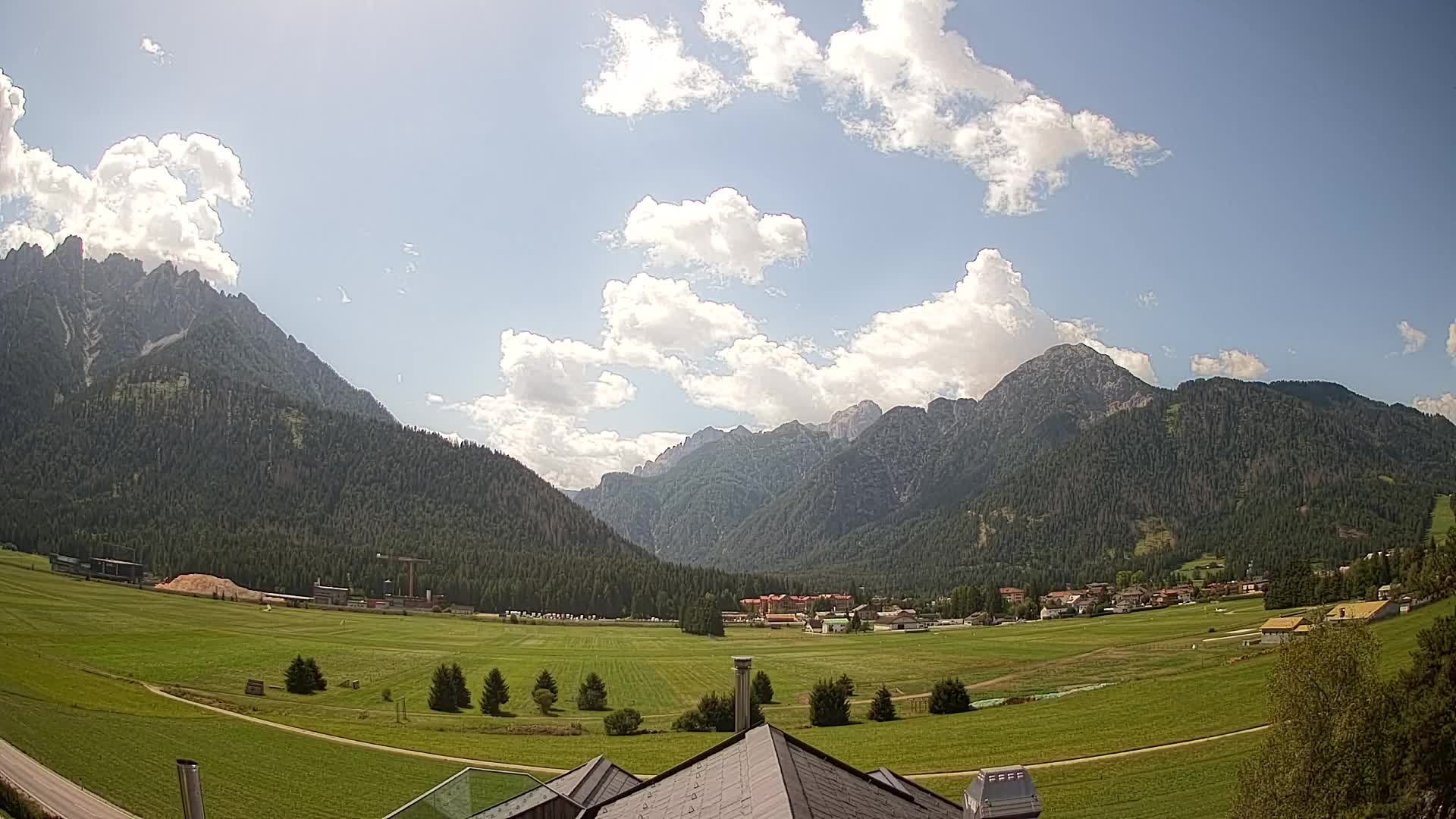 Webcam Dobbiaco Dolomiti – Vista dall’Hotel Rosengarten