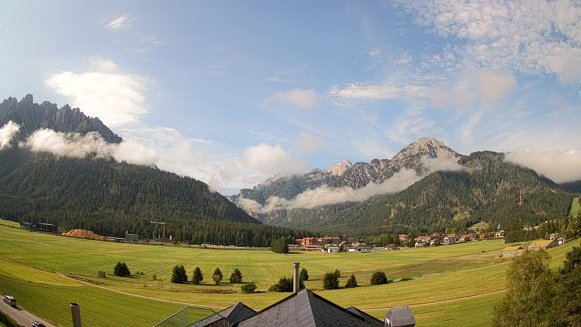 Webcam Toblach Dolomites – View from Hotel Rosengarten