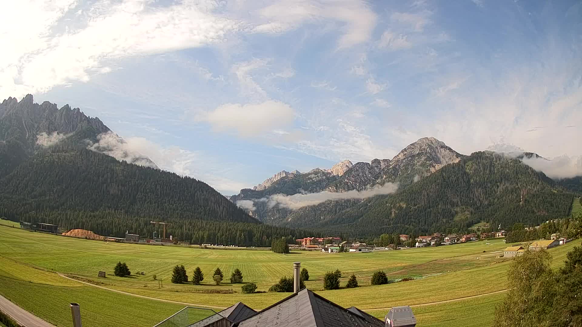Webcam Toblach Dolomites – View from Hotel Rosengarten