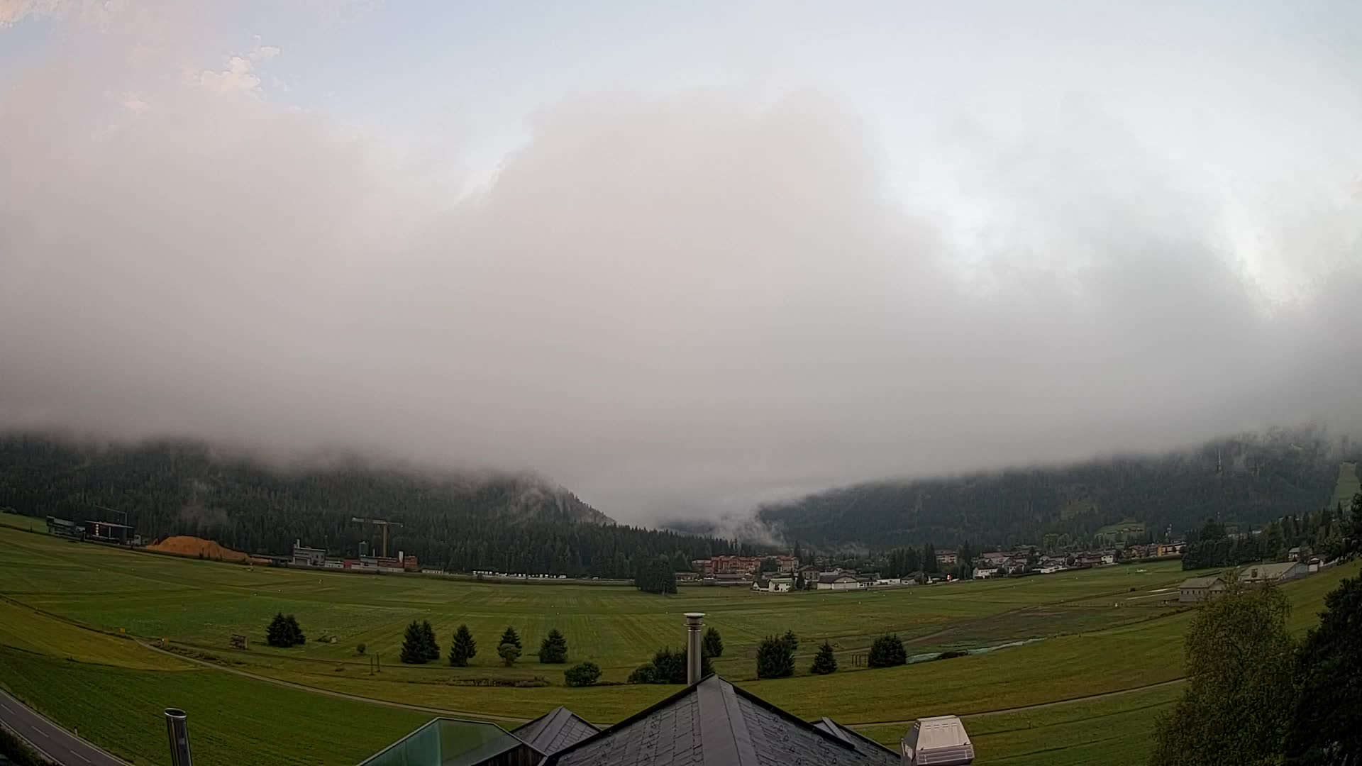 Webcam Toblach Dolomites – View from Hotel Rosengarten
