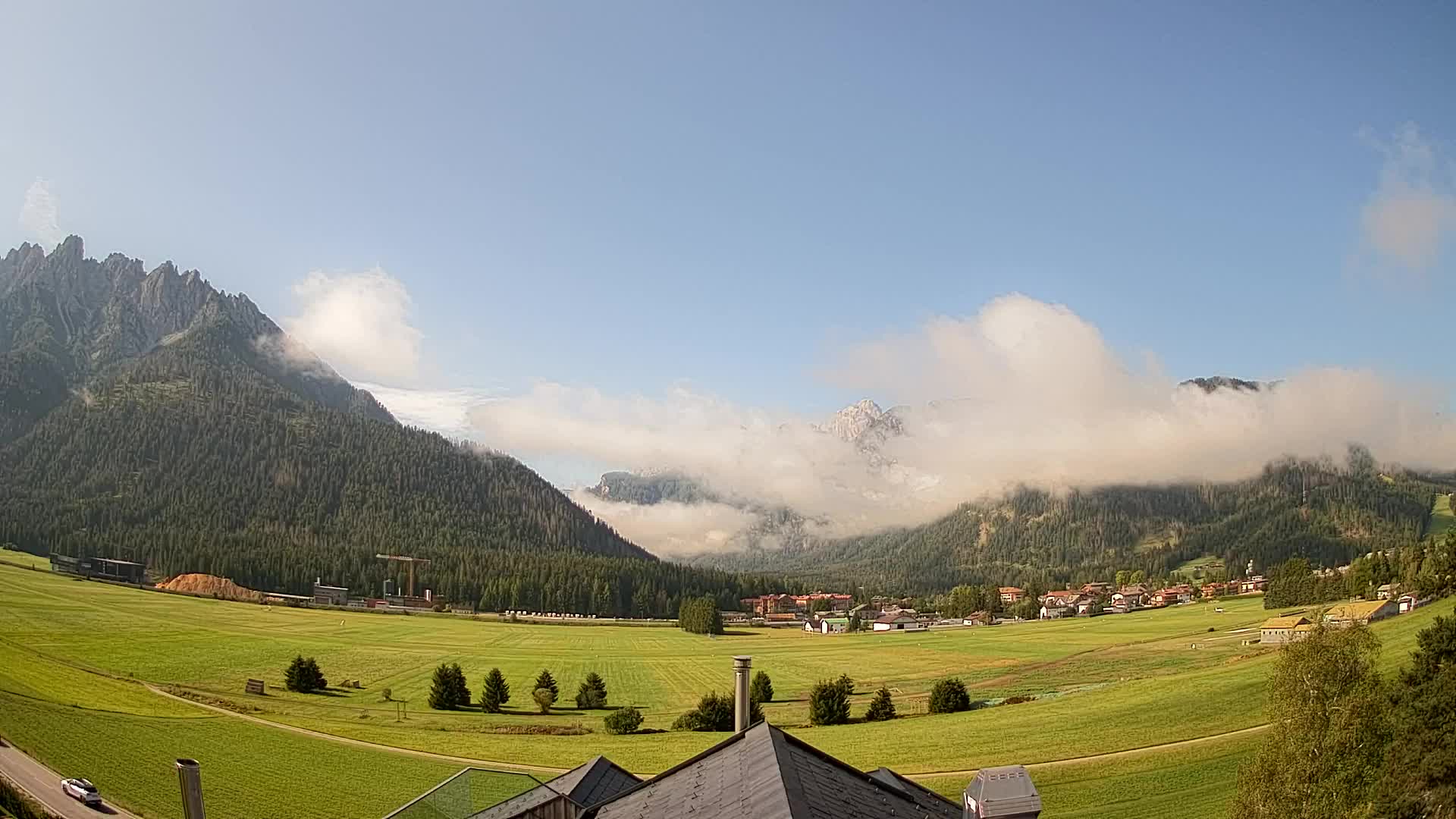 Webcam Toblach Dolomites – View from Hotel Rosengarten