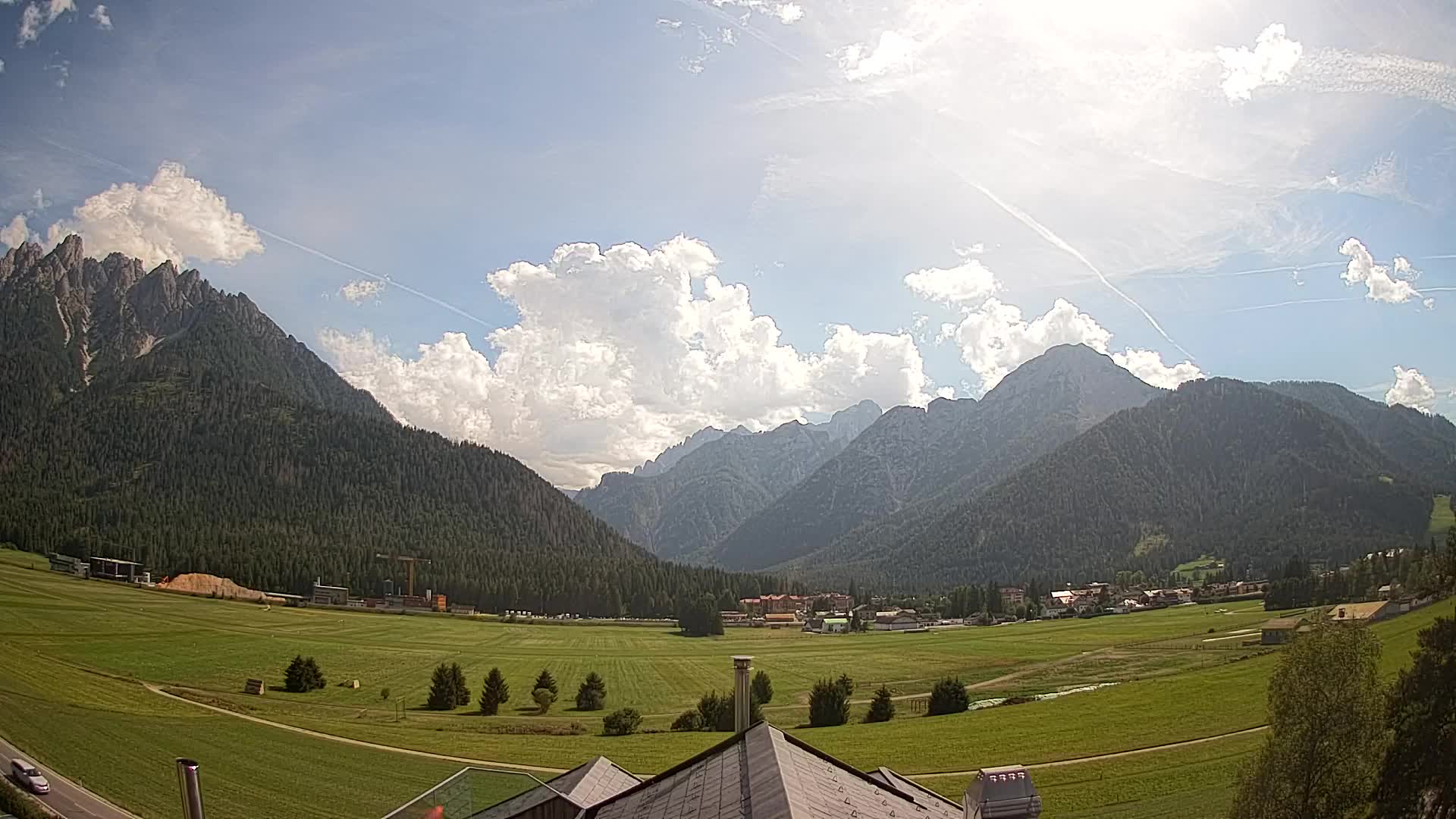 Spletna kamera Toblach Dolomiti – Pogled iz hotela Rosengarten