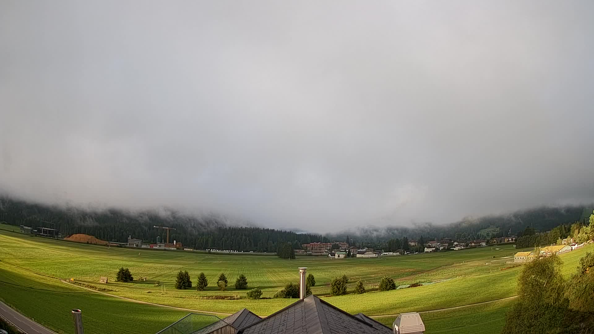 Webcam Toblach Dolomites – View from Hotel Rosengarten
