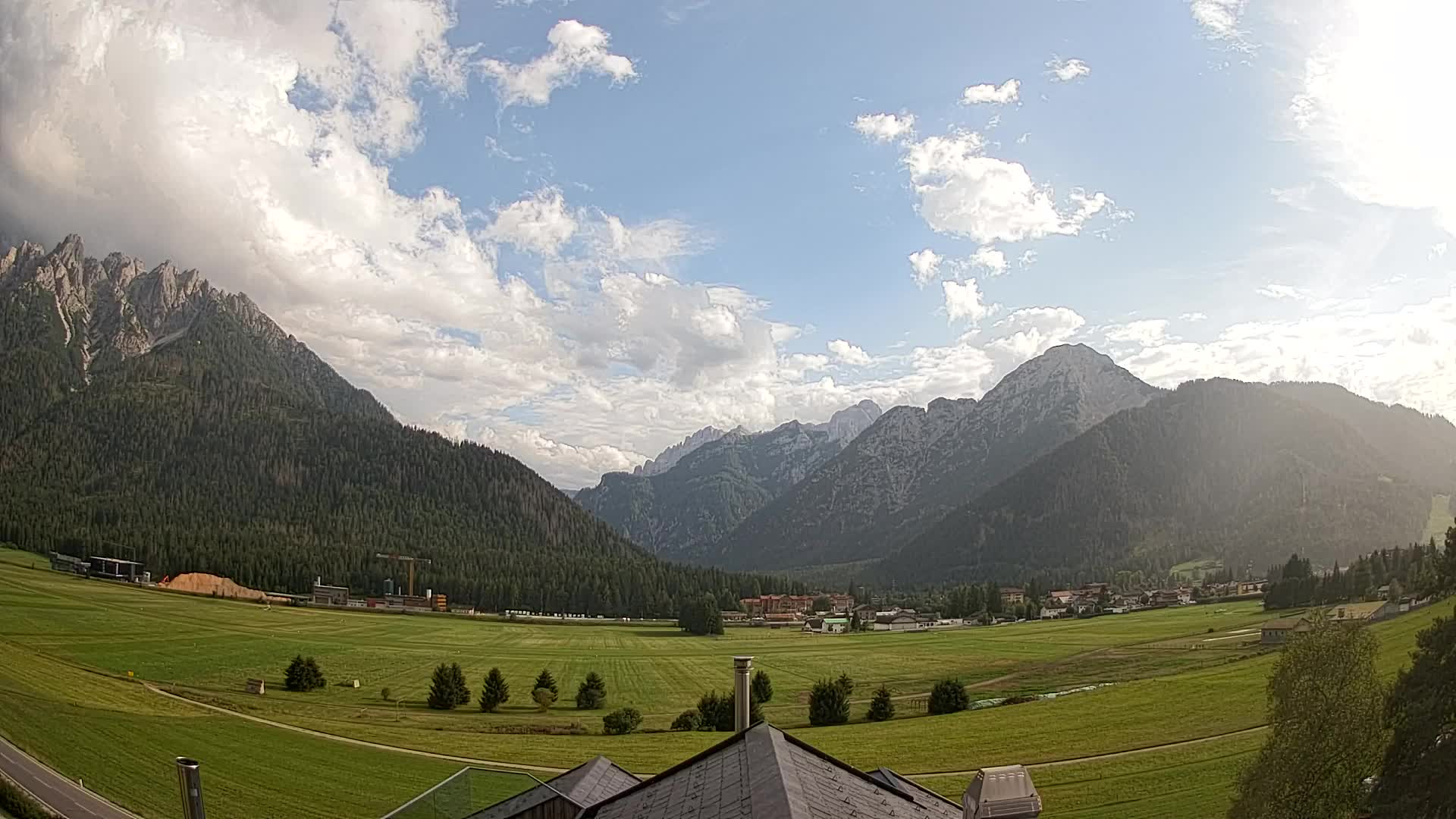Webcam Dobbiaco Dolomiti – Vista dall’Hotel Rosengarten