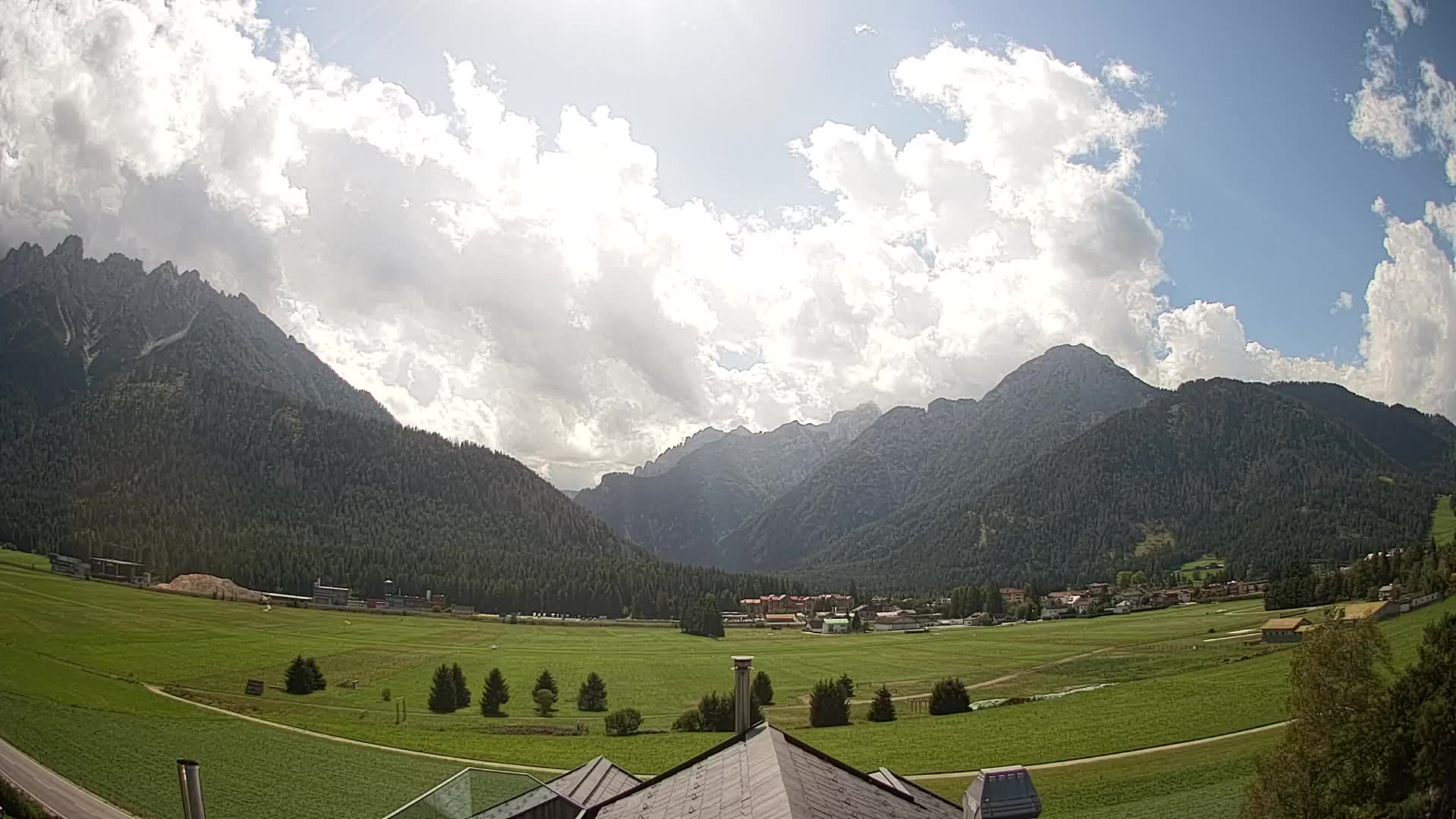 Webcam Dobbiaco Dolomiti – Vista dall’Hotel Rosengarten
