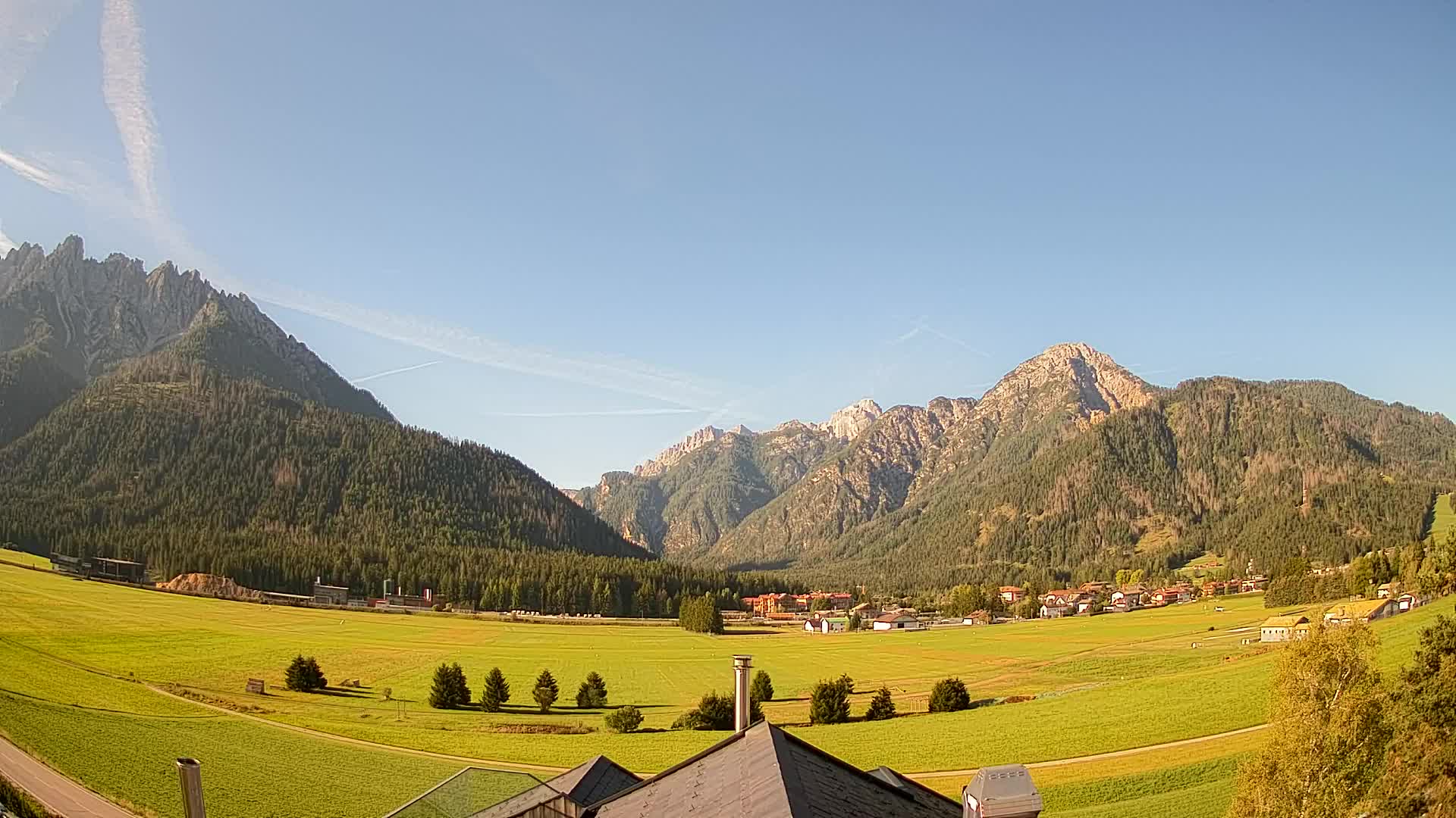 Webcam Toblach Dolomites – View from Hotel Rosengarten