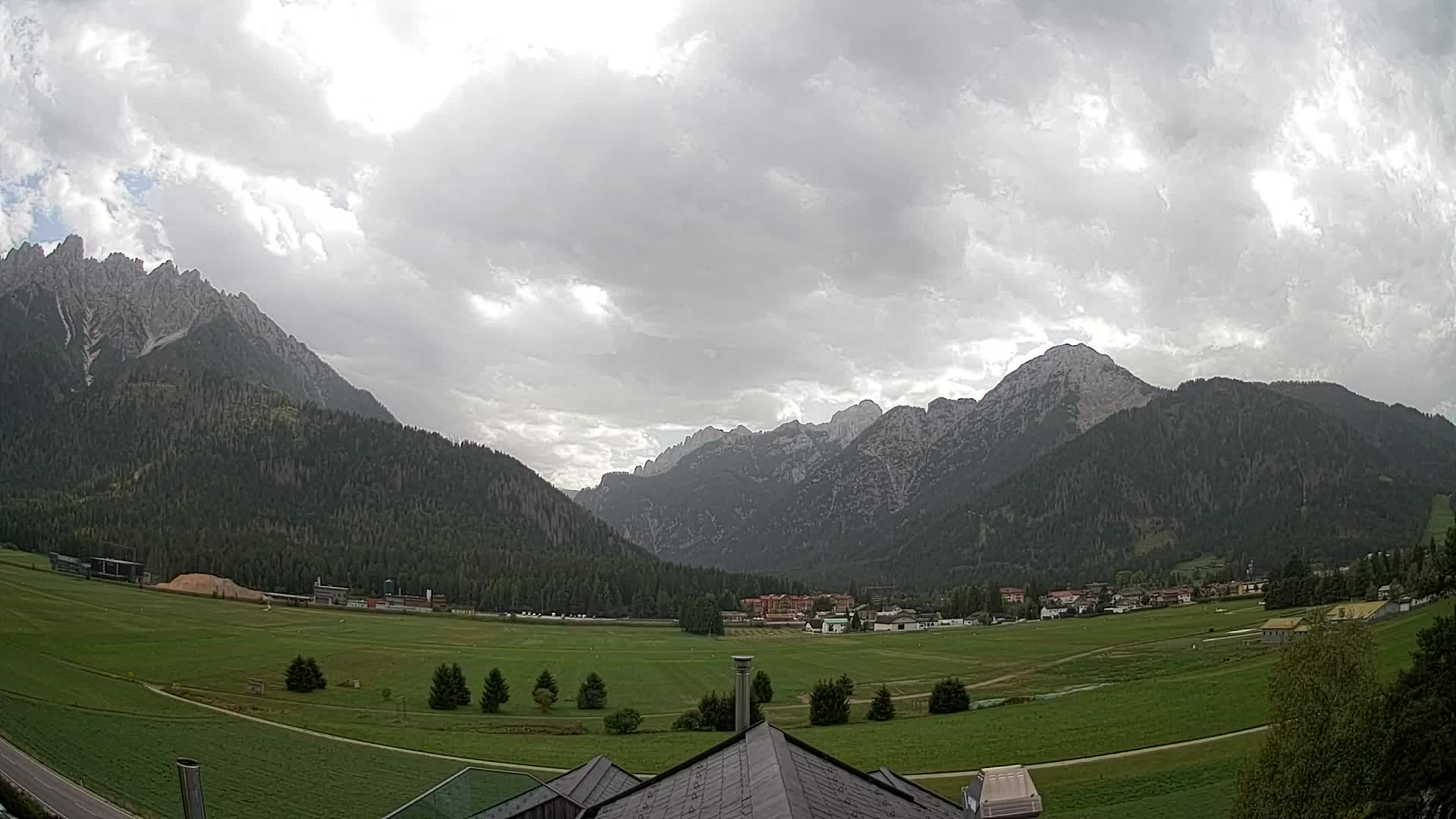 Webcam Toblach Dolomites – Vue depuis l’Hôtel Rosengarten