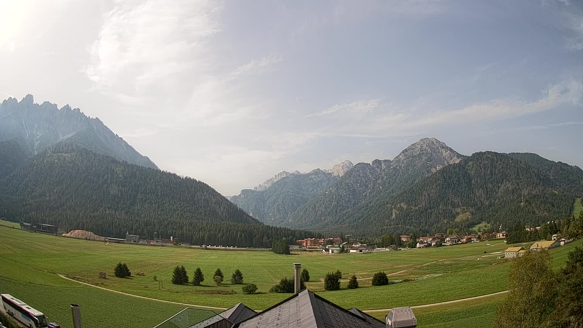 Webcam Toblach Dolomites – View from Hotel Rosengarten