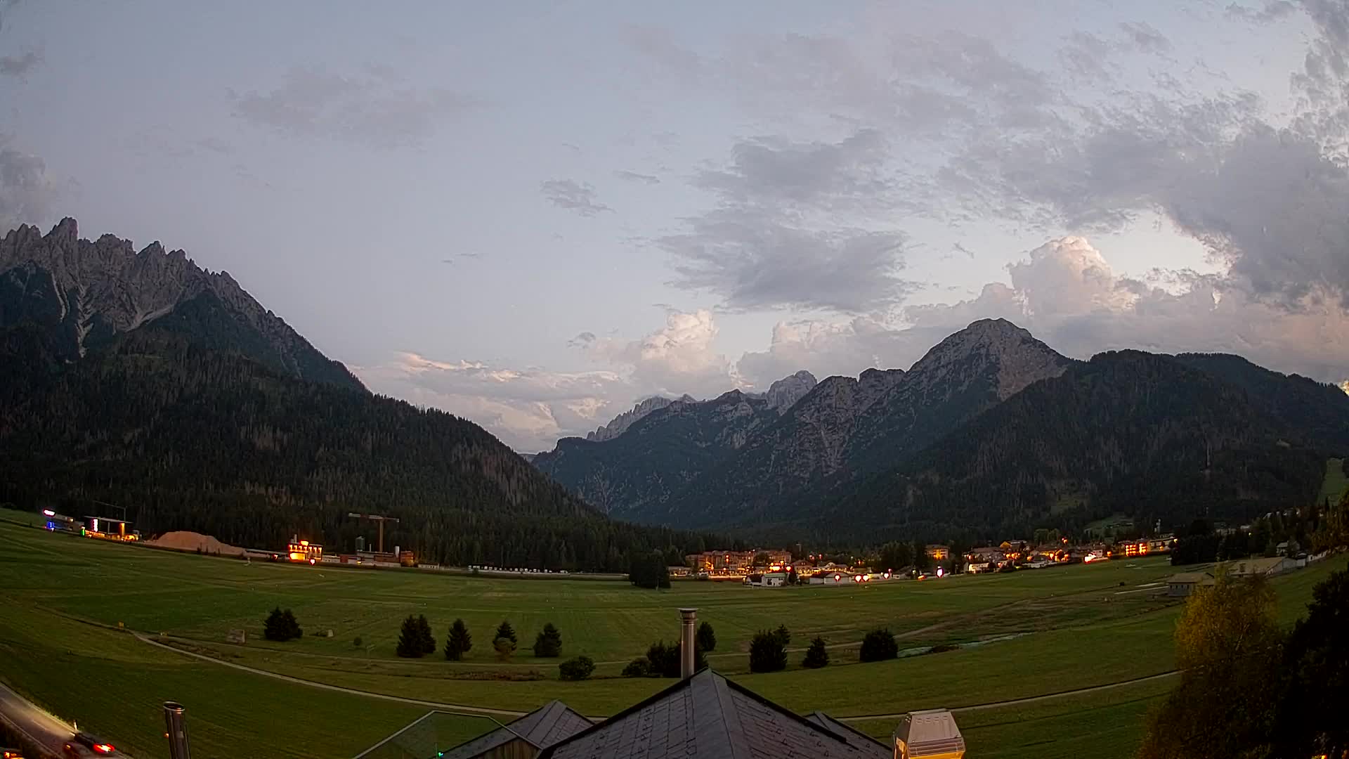 Webcam Toblach Dolomites – View from Hotel Rosengarten