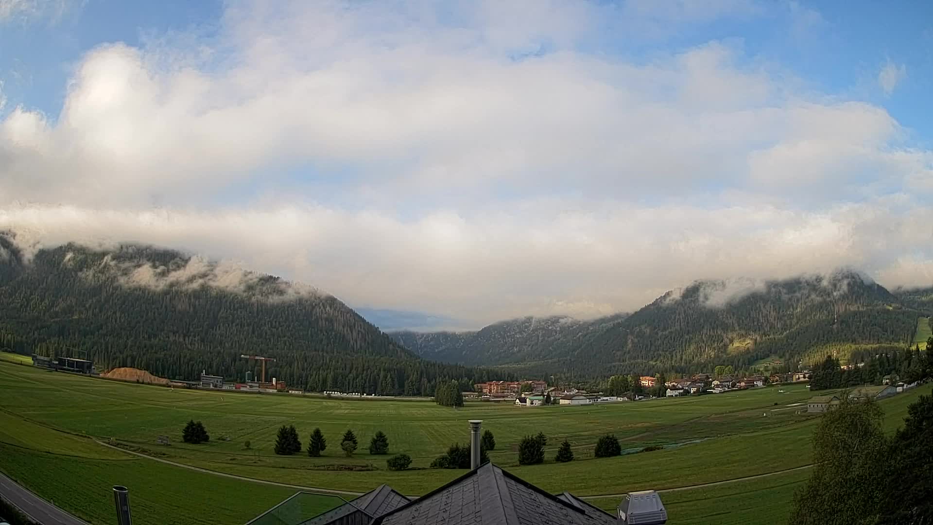 Webcam Toblach Dolomites – View from Hotel Rosengarten