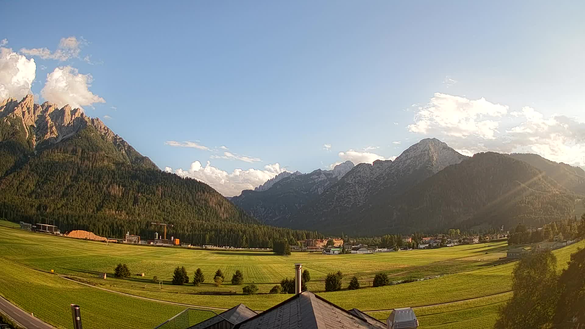 Webcam Dobbiaco Dolomiti – Vista dall’Hotel Rosengarten