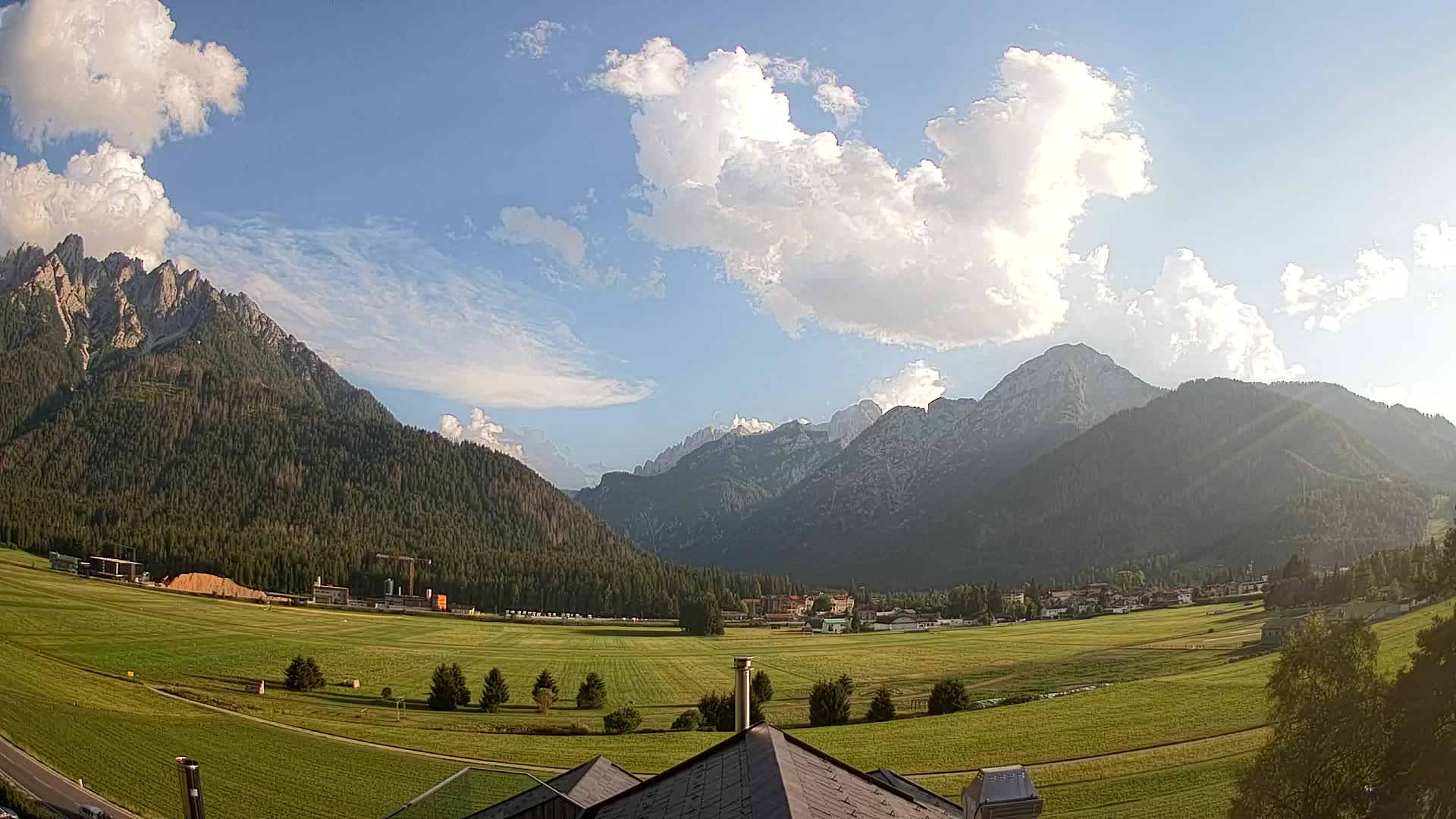 Webcam Dobbiaco Dolomiti – Vista dall’Hotel Rosengarten
