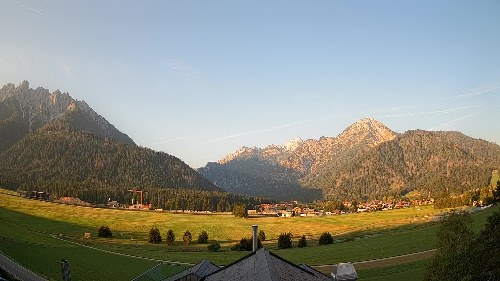 Webcam Toblach Dolomites – View from Hotel Rosengarten