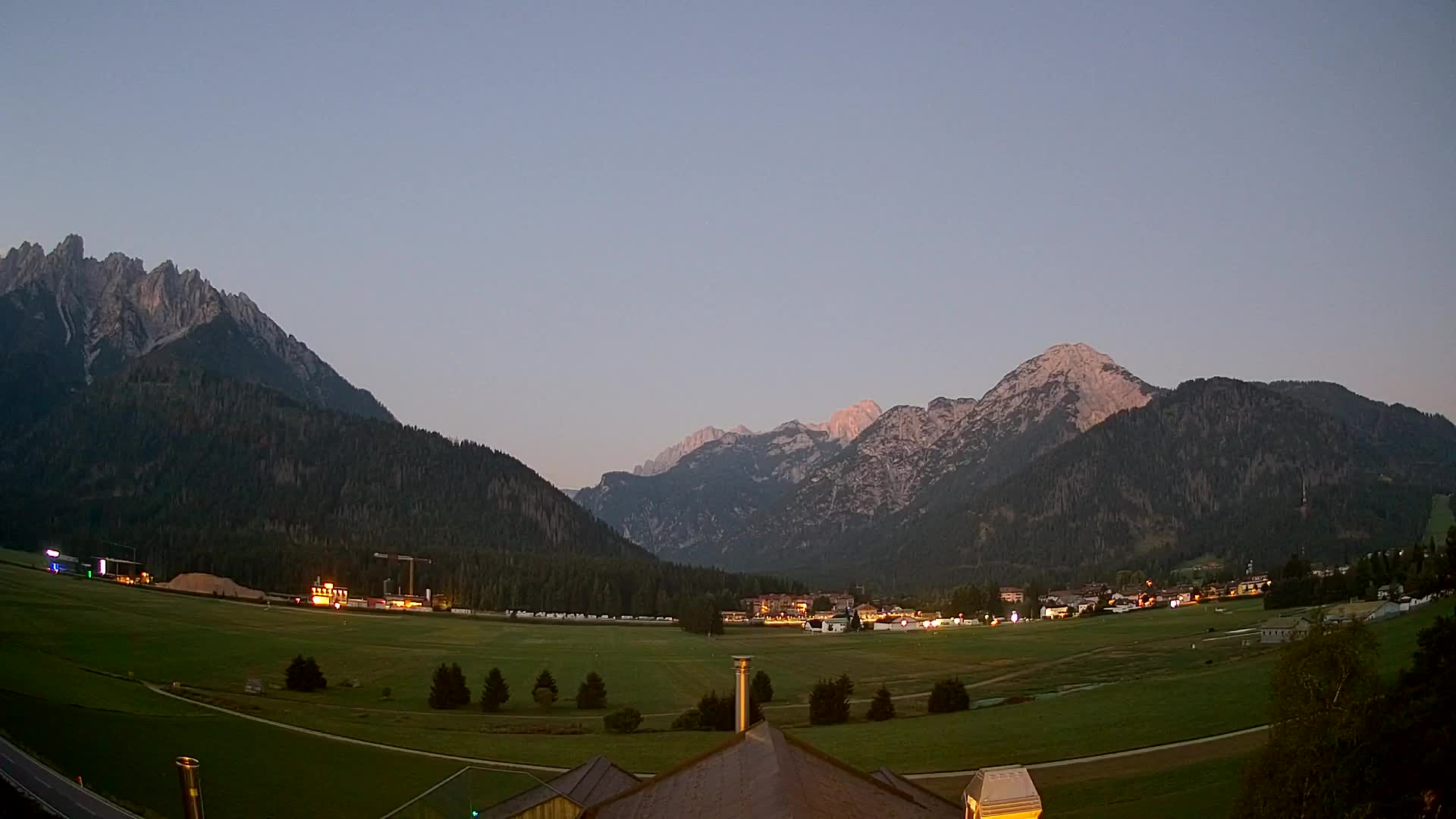 Webcam Toblach Dolomites – View from Hotel Rosengarten