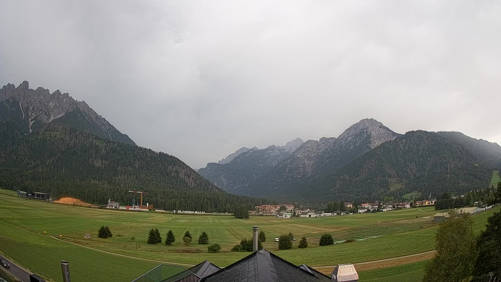Webcam Toblach Dolomites – View from Hotel Rosengarten