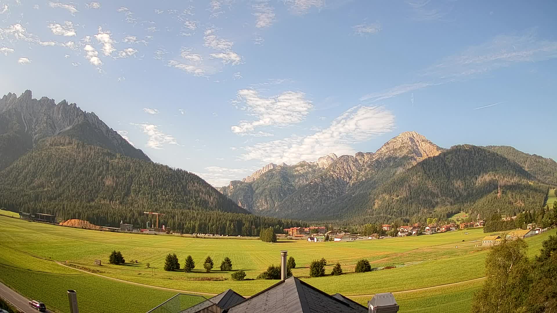 Web kamera Toblach Dolomiti – Pogled s Hotela Rosengarten
