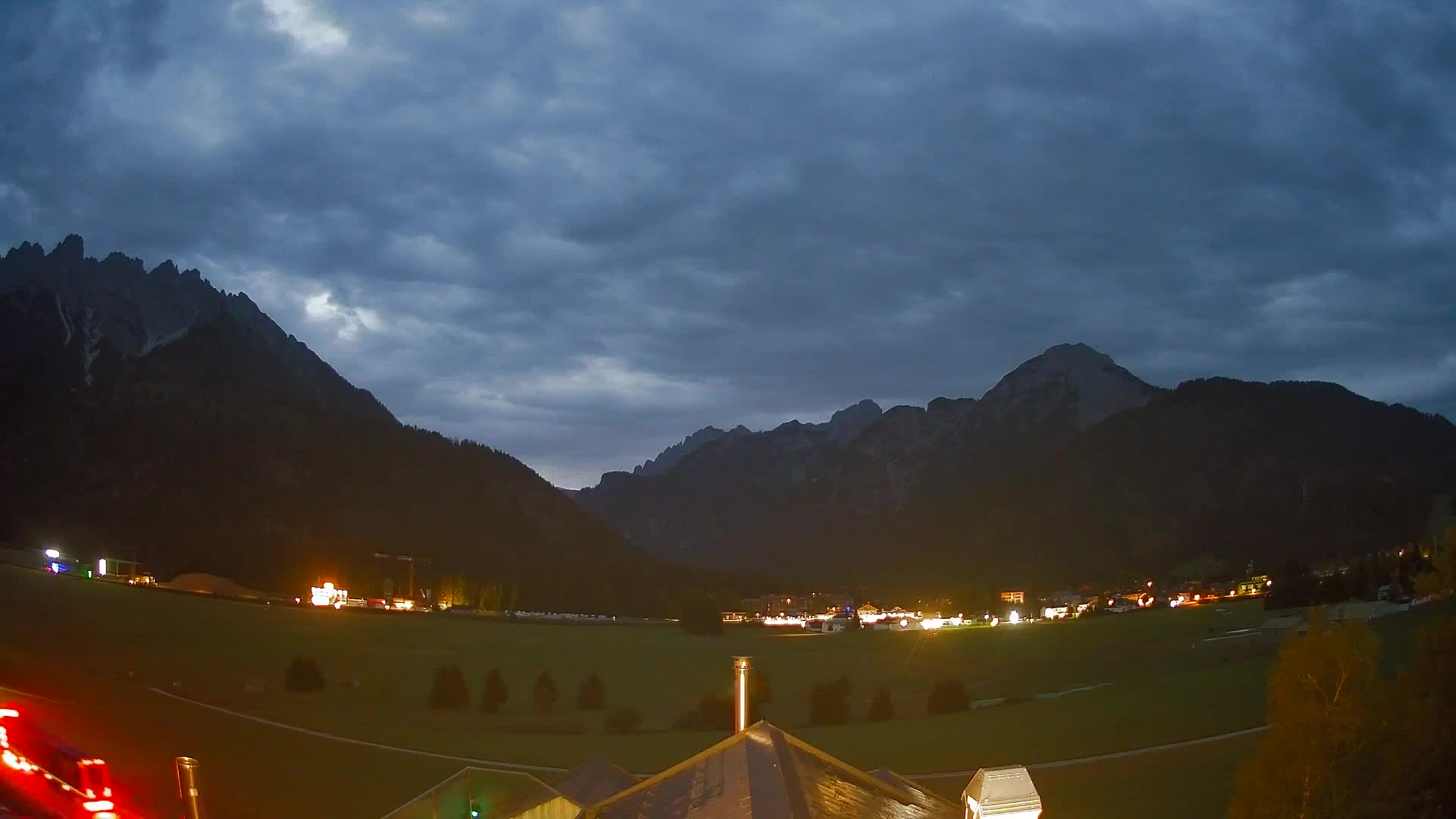 Webcam Toblach Dolomites – View from Hotel Rosengarten