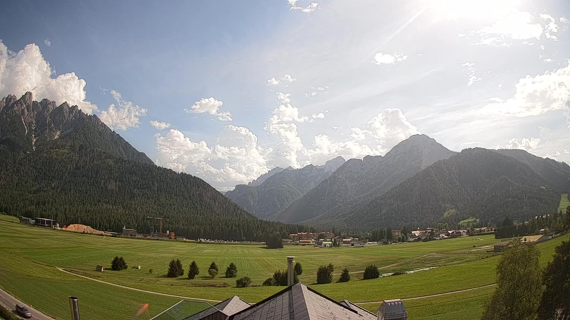 Webcam Toblach Dolomites – View from Hotel Rosengarten