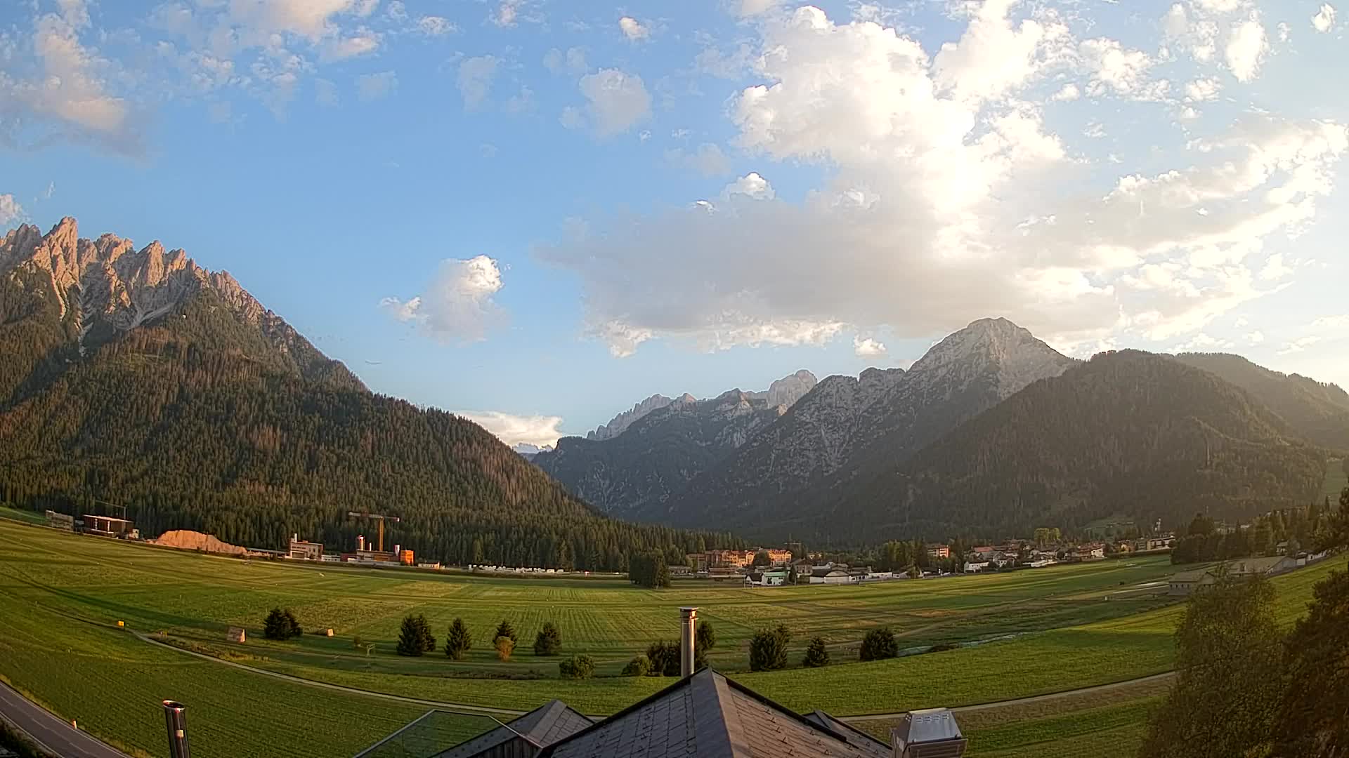 Webcam Dobbiaco Dolomiti – Vista dall’Hotel Rosengarten