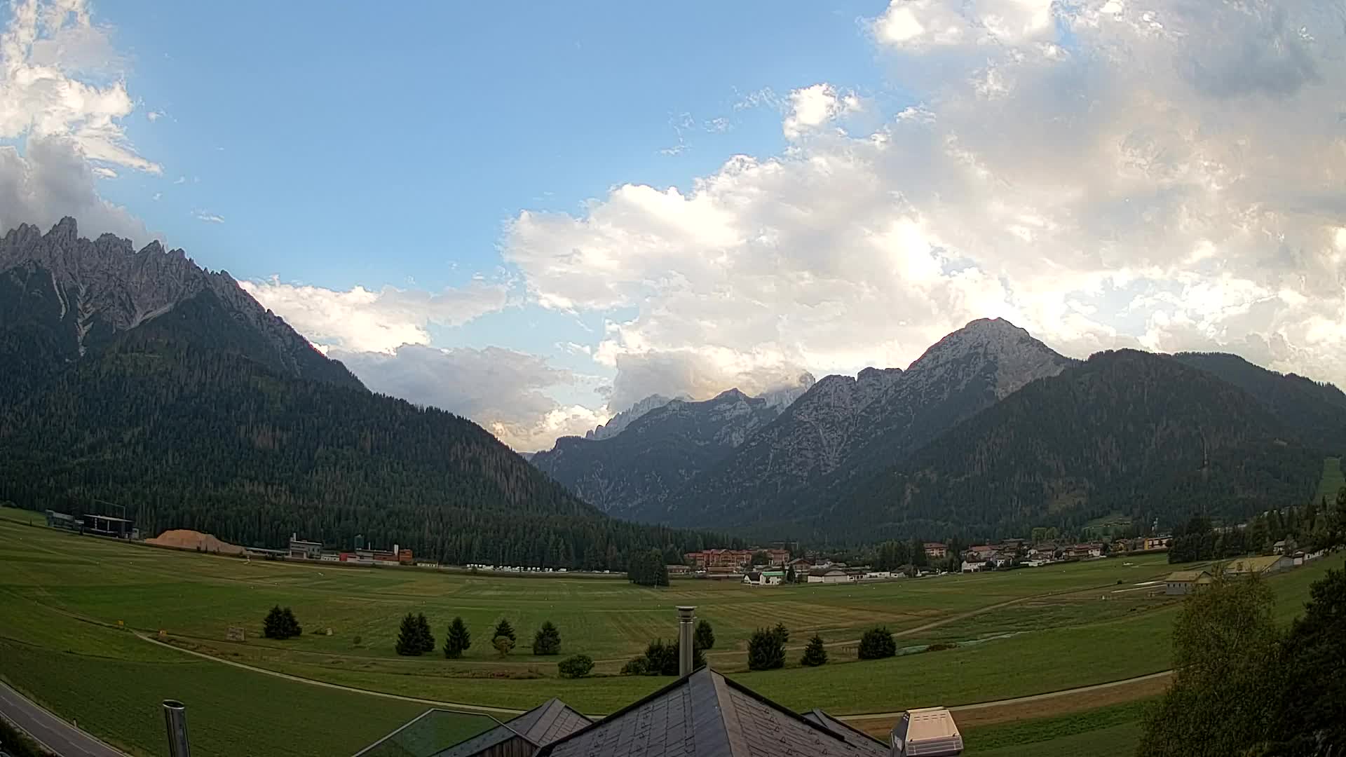 Webcam Toblach Dolomiten – Blick vom Hotel Rosengarten