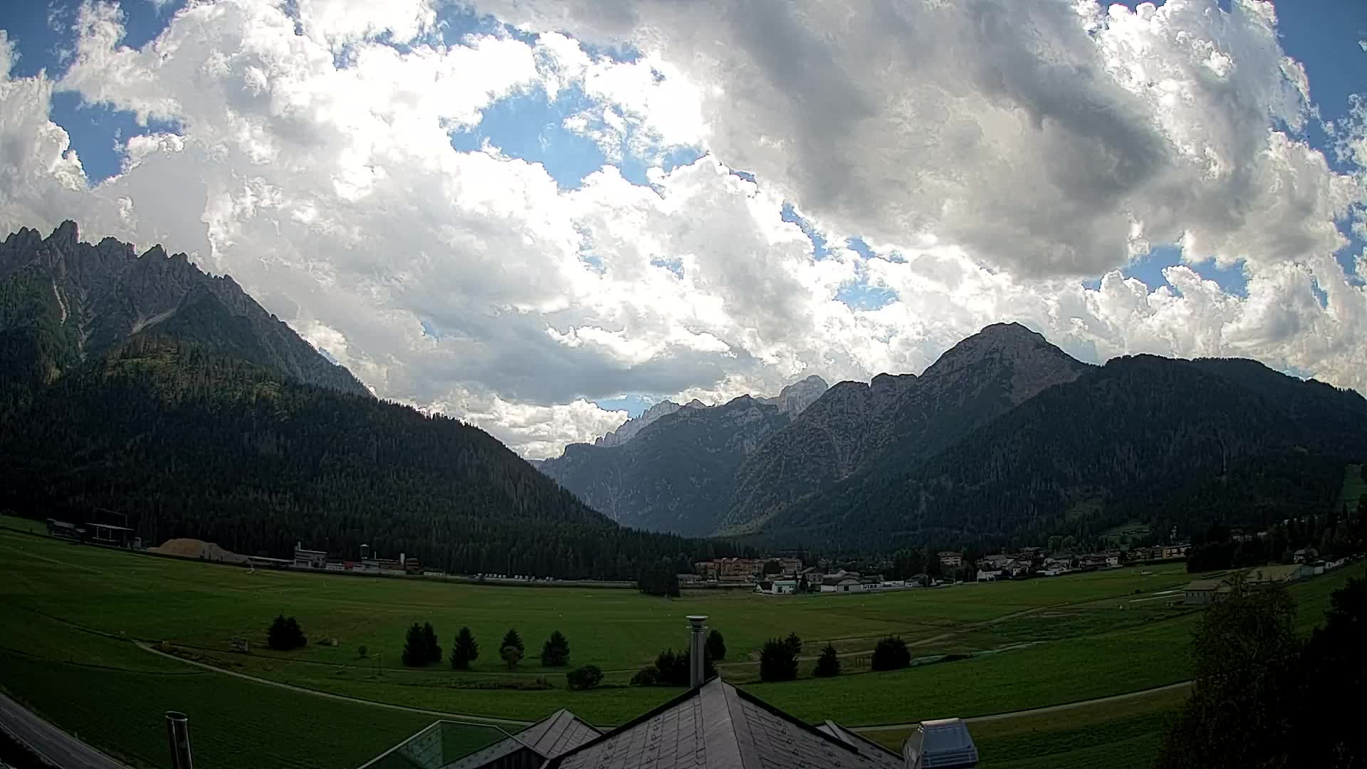 Webcam Dobbiaco Dolomiti – Vista dall’Hotel Rosengarten