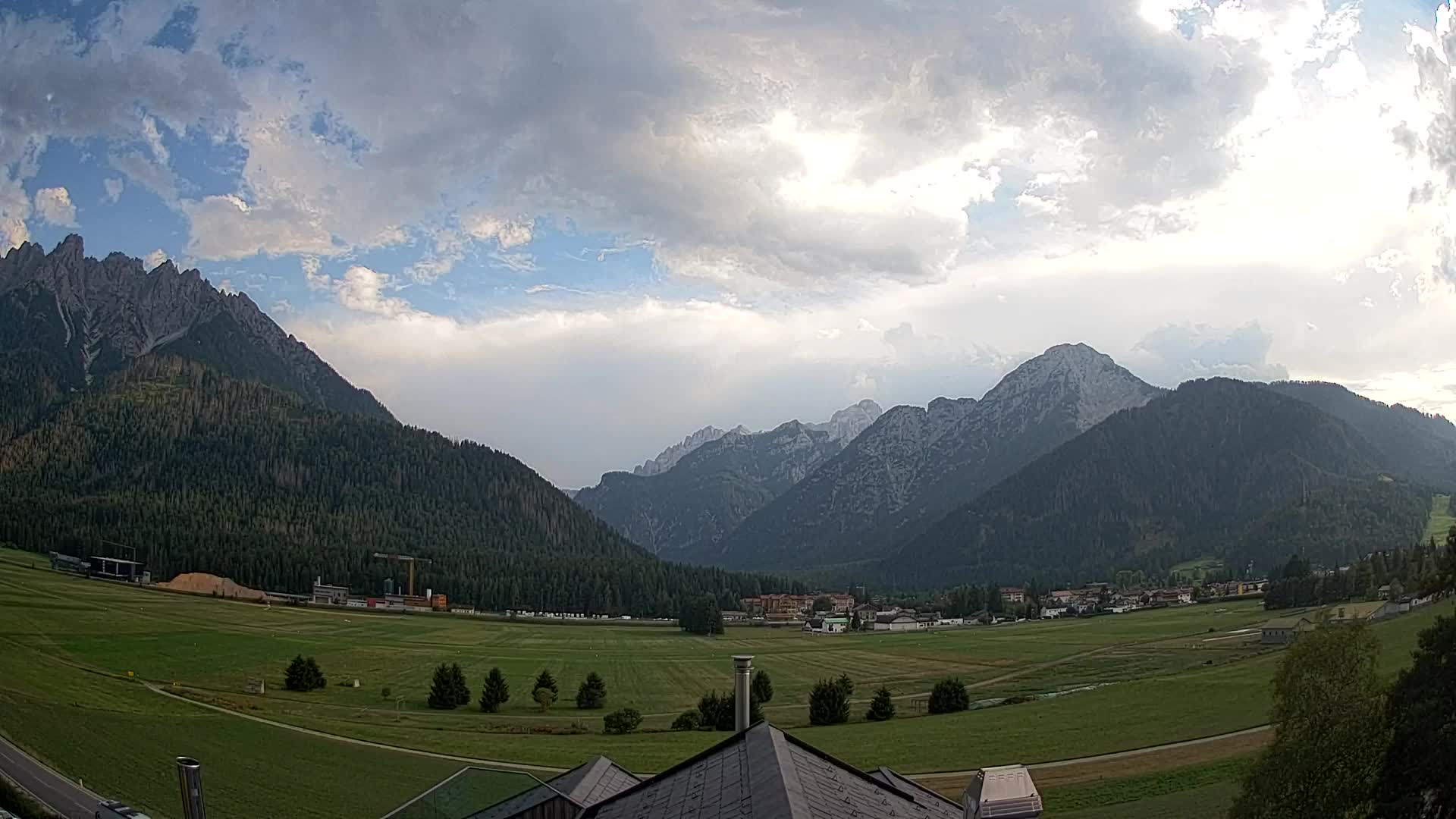 Webcam Dobbiaco Dolomiti – Vista dall’Hotel Rosengarten