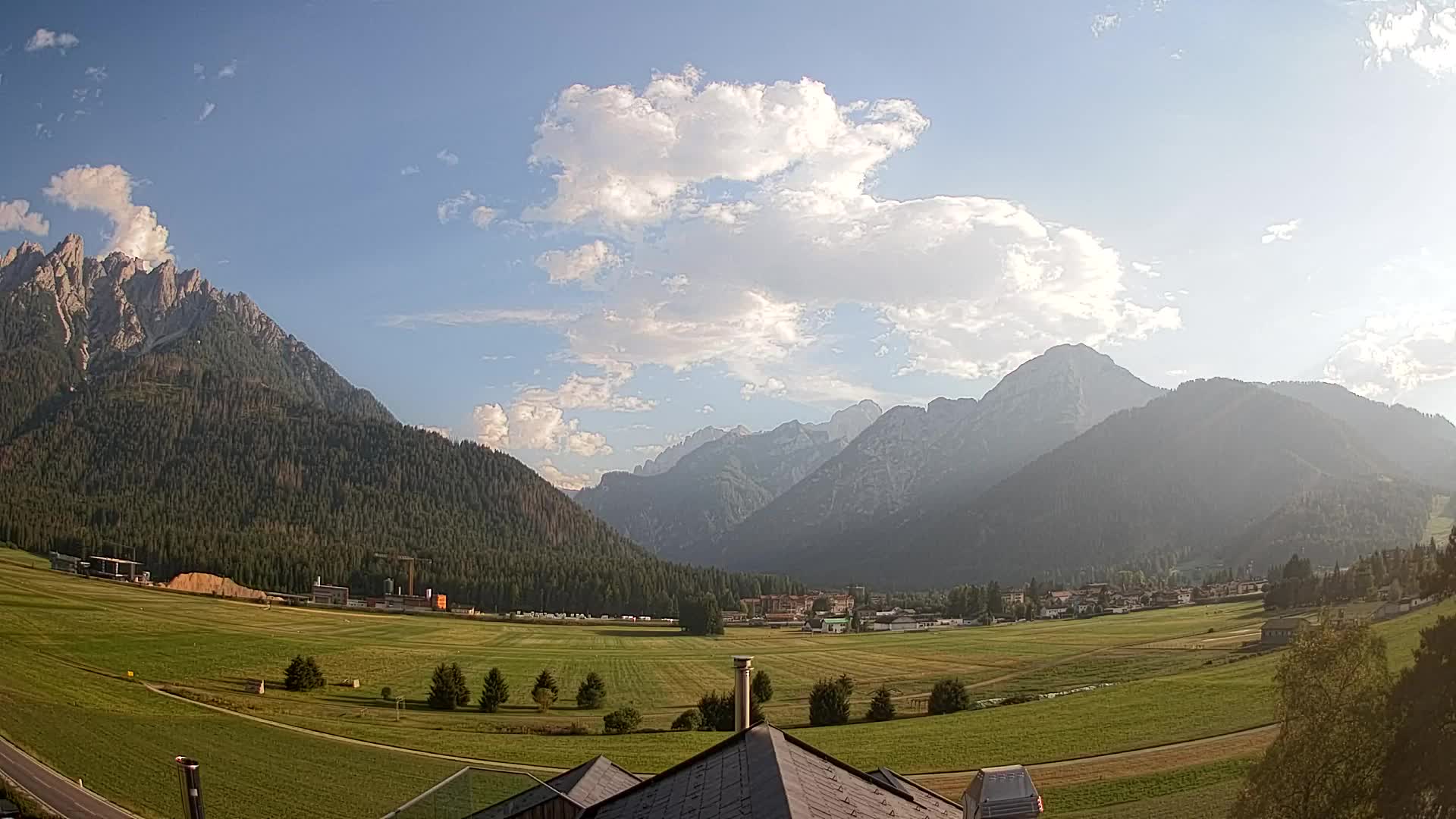 Webcam Dobbiaco Dolomiti – Vista dall’Hotel Rosengarten