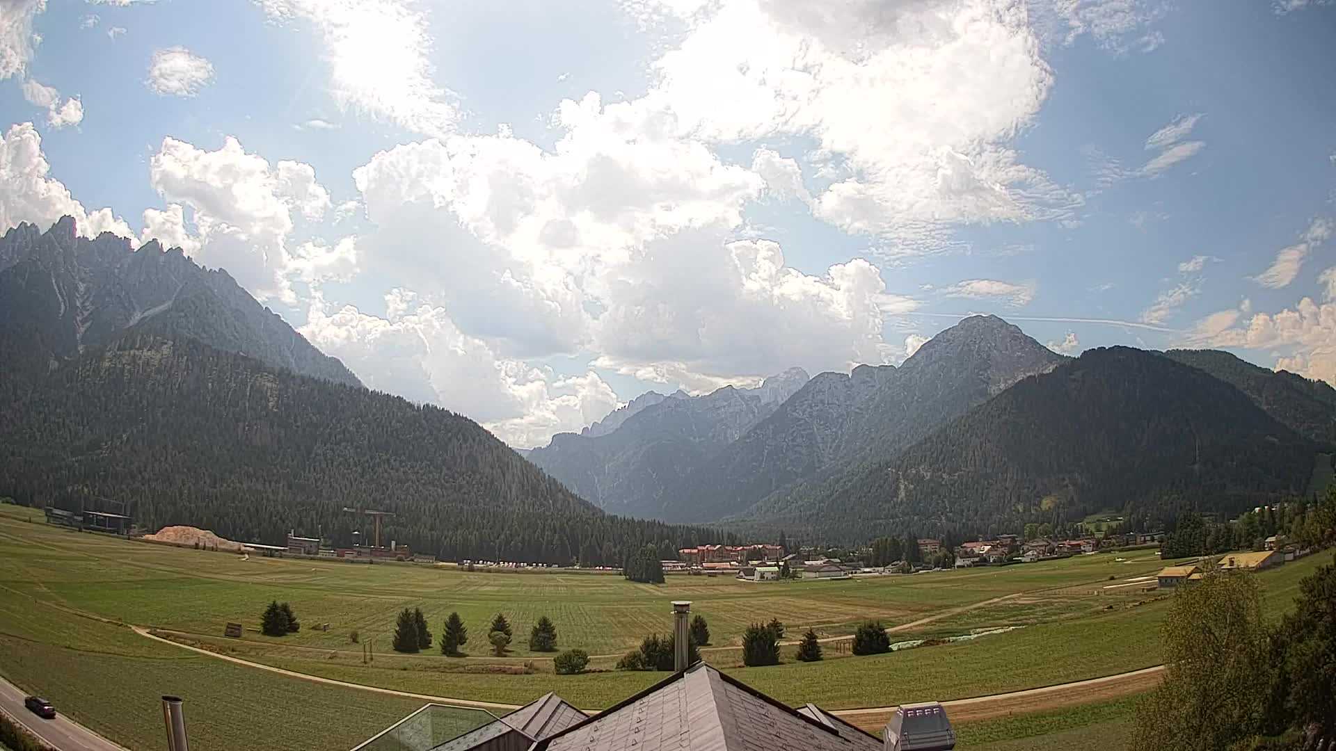 Webcam Dobbiaco Dolomiti – Vista dall’Hotel Rosengarten