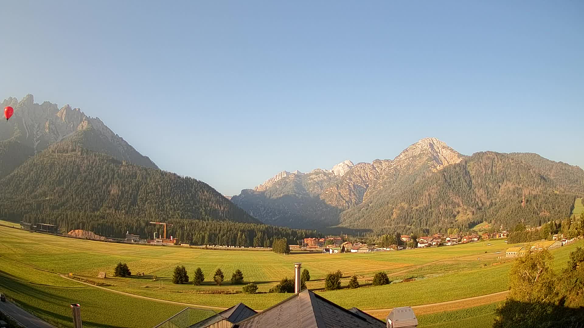 Webcam Toblach Dolomites – View from Hotel Rosengarten