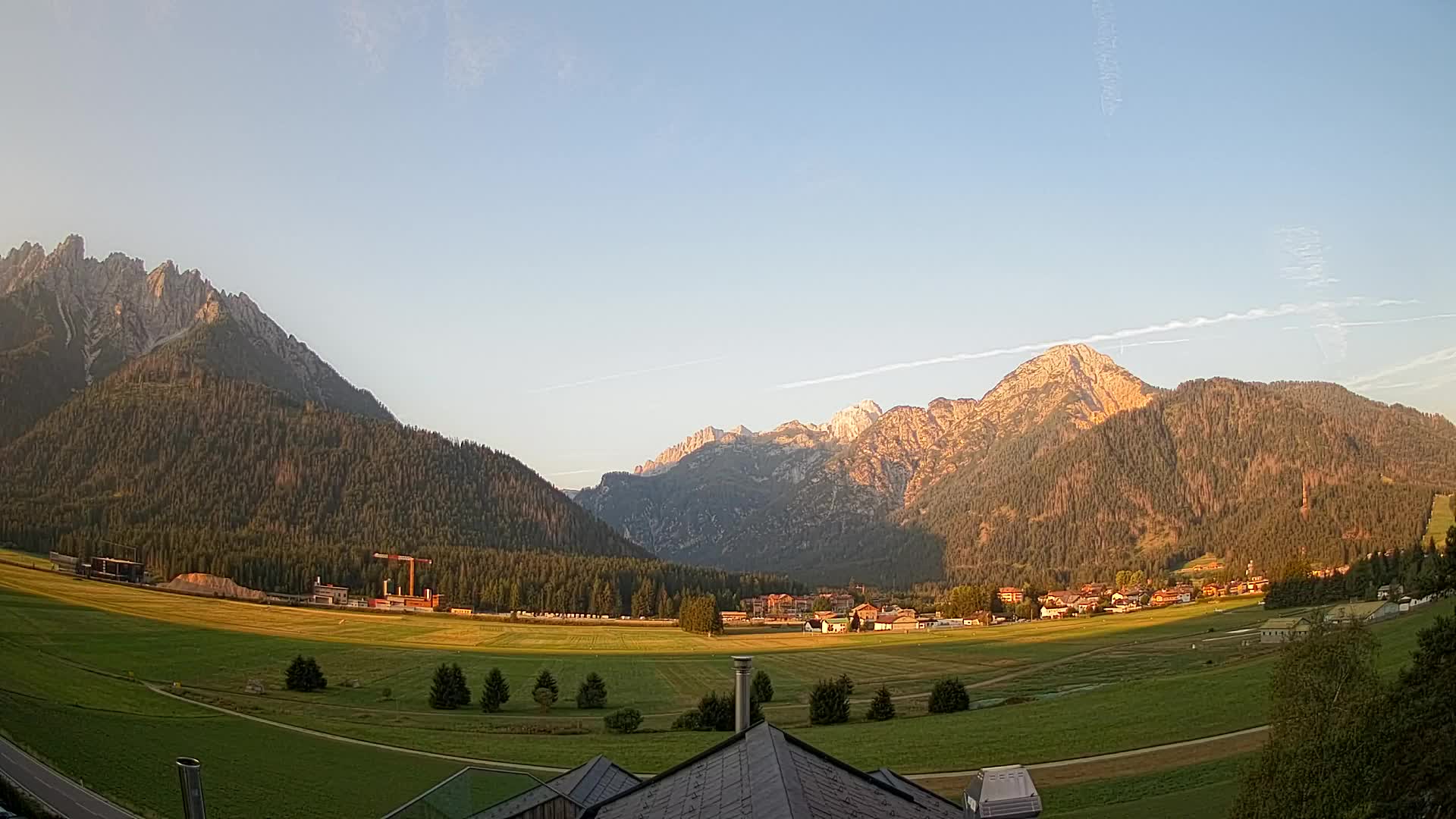 Webcam Toblach Dolomites – View from Hotel Rosengarten
