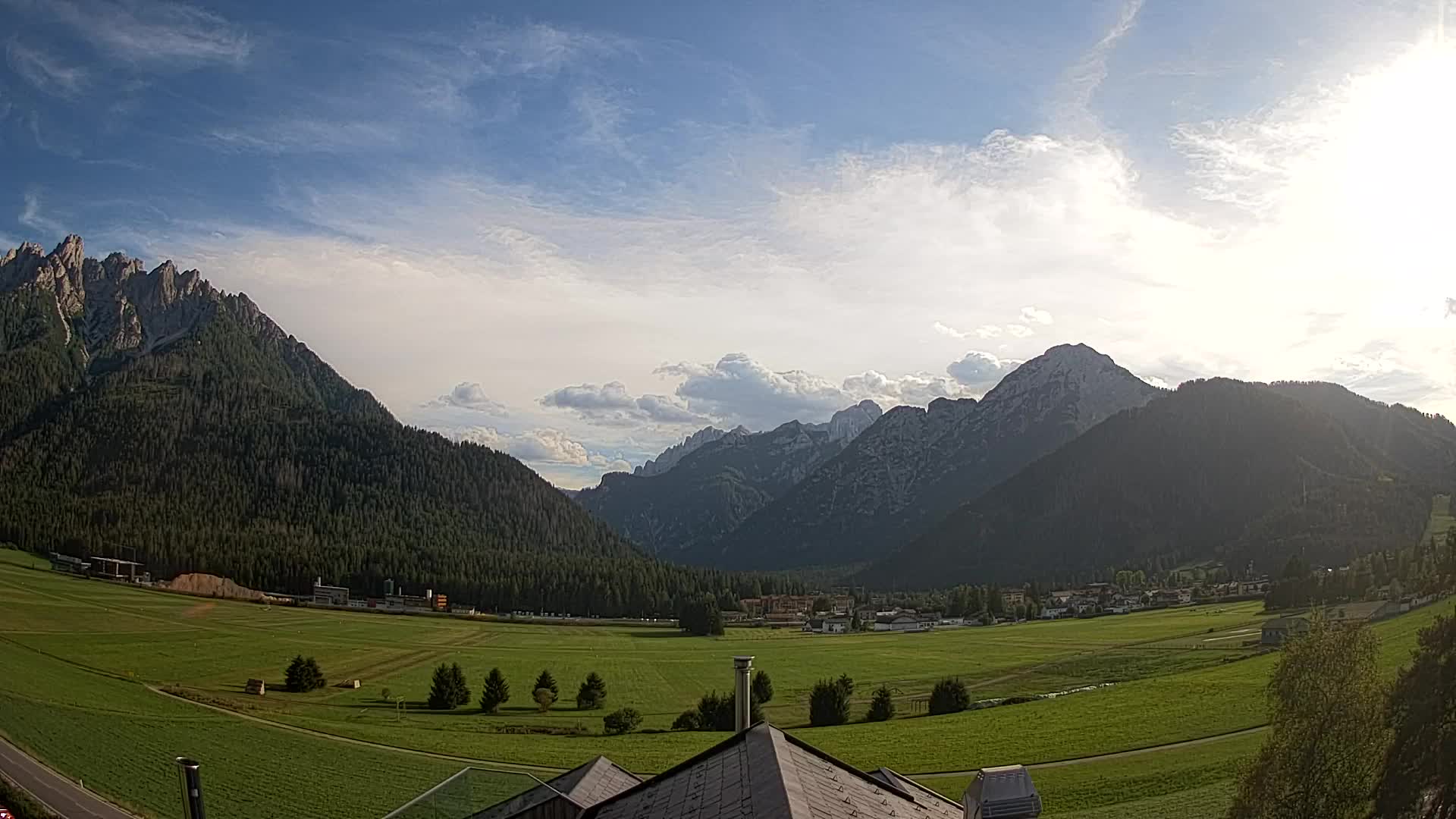 Webcam Dobbiaco Dolomiti – Vista dall’Hotel Rosengarten