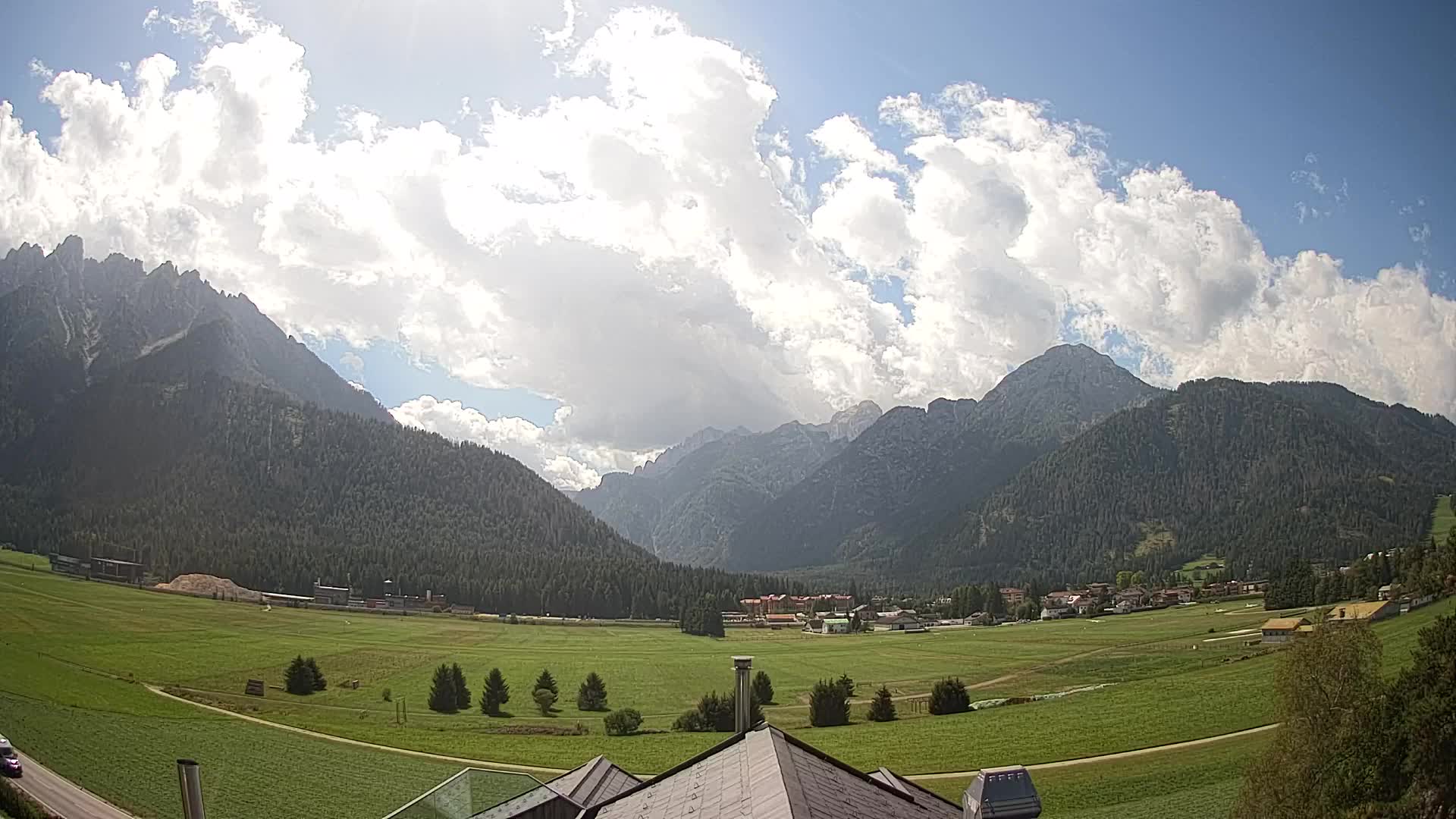Webcam Dobbiaco Dolomiti – Vista dall’Hotel Rosengarten