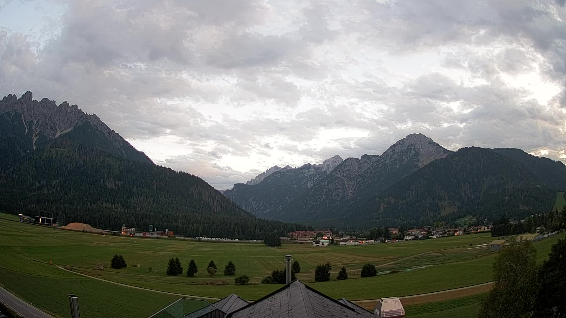 Webcam Toblach Dolomiten – Blick vom Hotel Rosengarten