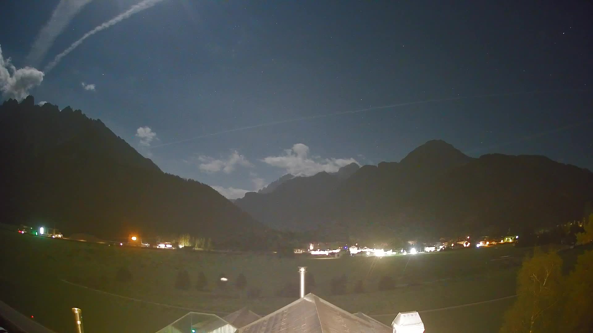 Spletna kamera Toblach Dolomiti – Pogled iz hotela Rosengarten