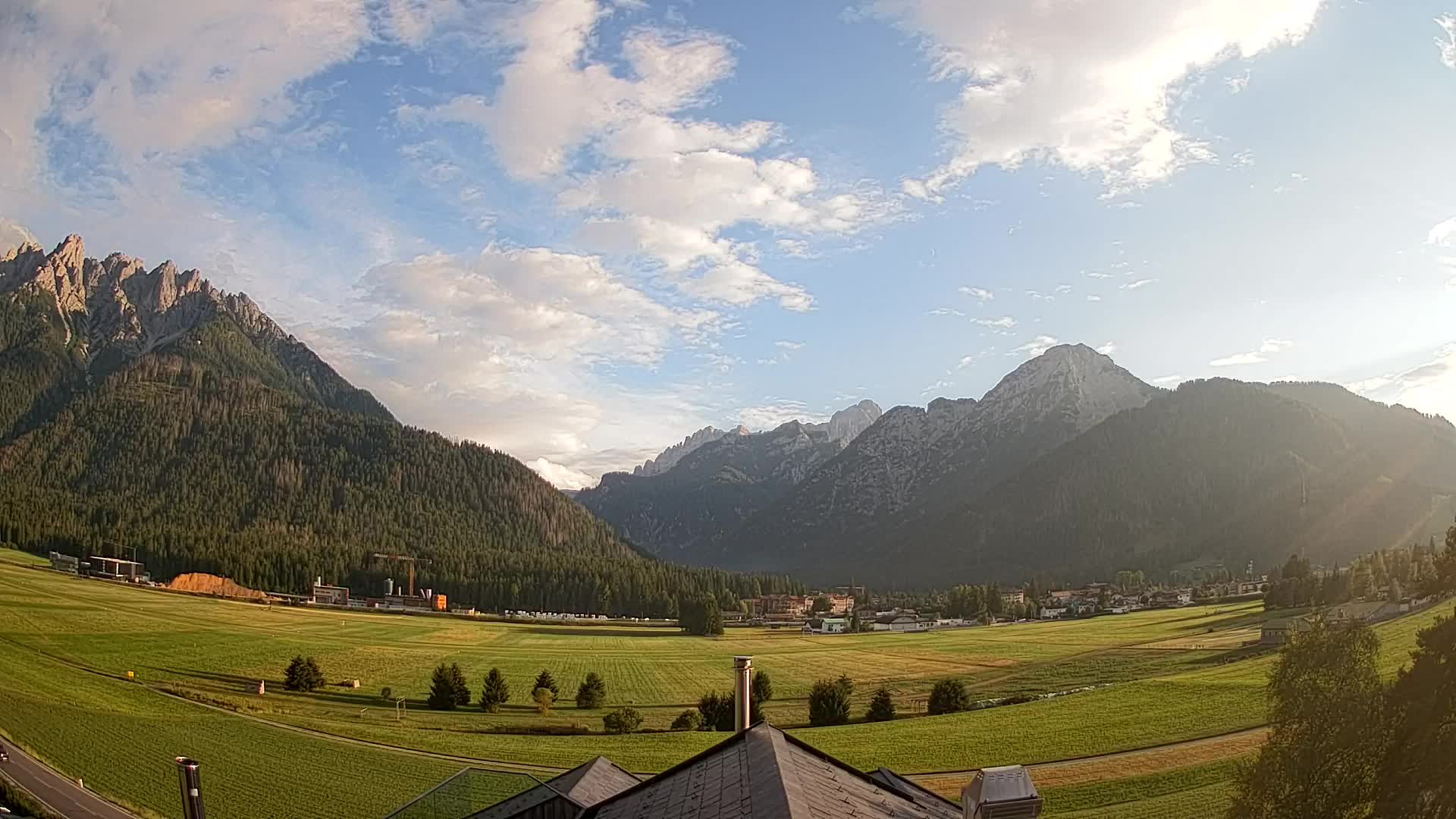 Webcam Dobbiaco Dolomiti – Vista dall’Hotel Rosengarten